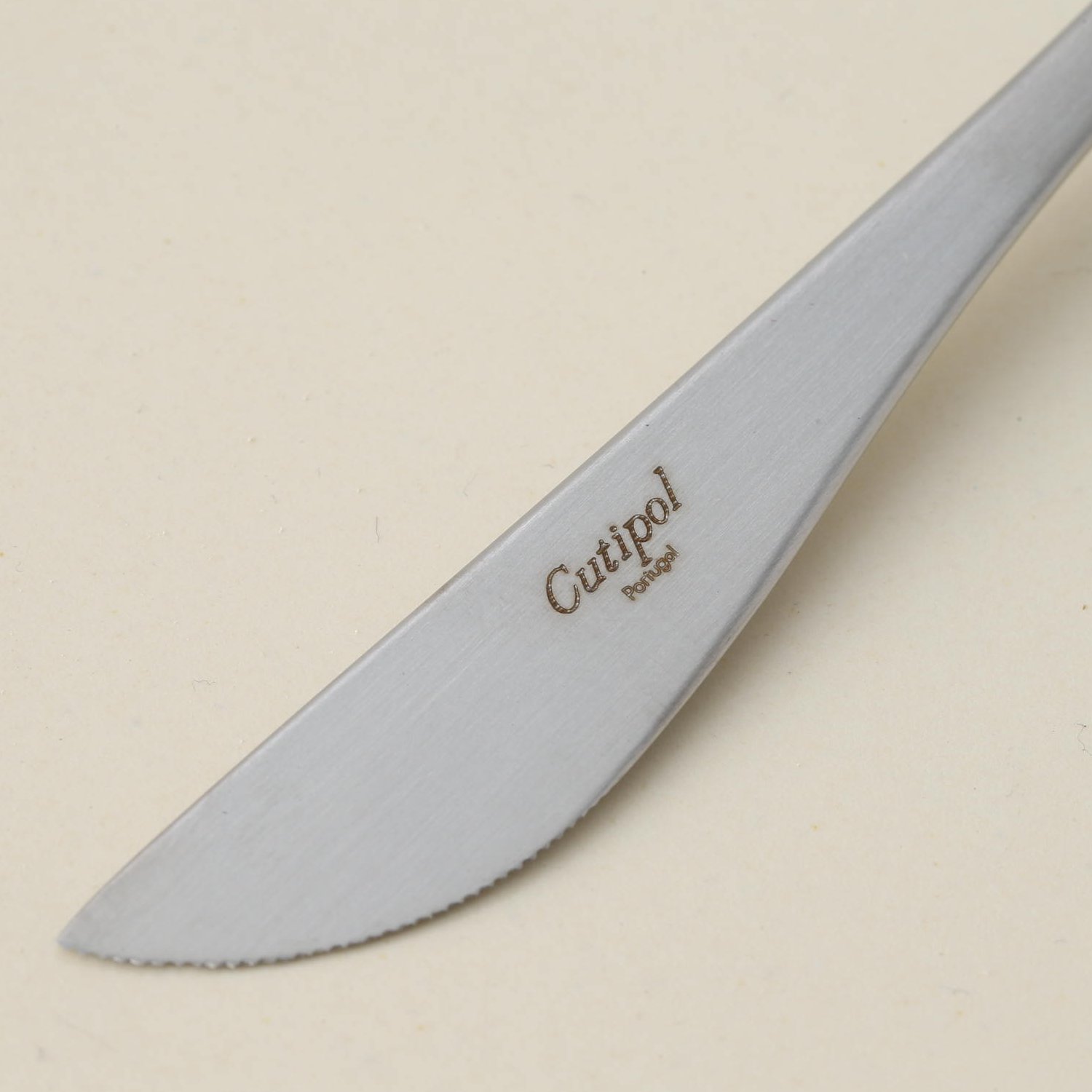 Cutipol/GOA ディナーナイフ ブラック