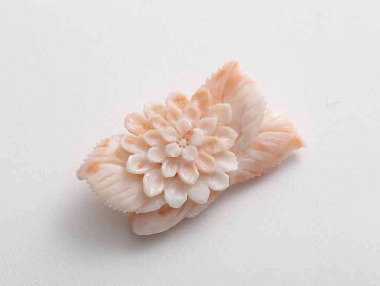 高知の珊瑚ブローチ小 ダリアB スタイルストア