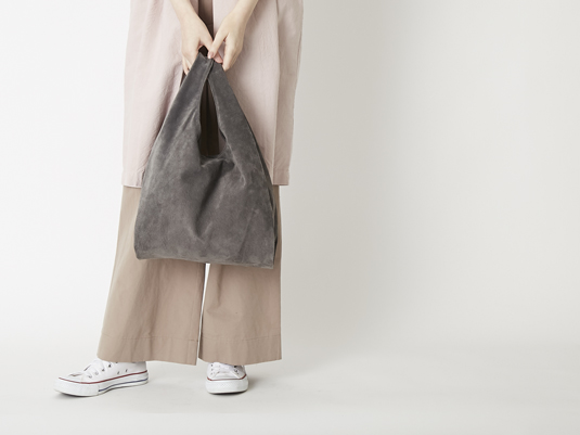 TOKYO LEATHER FACTORY/洗える革のショッピングバッグ - 丸洗いができるから、ずっと使える革のバッグ