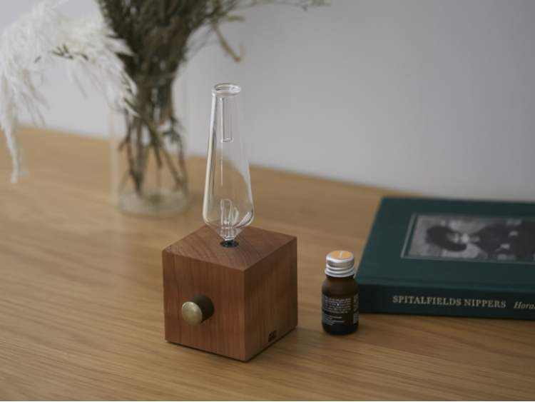 TSUYANA/WOODEN AROMA DIFFUSER -広い部屋でも十分に香る！修理ができ