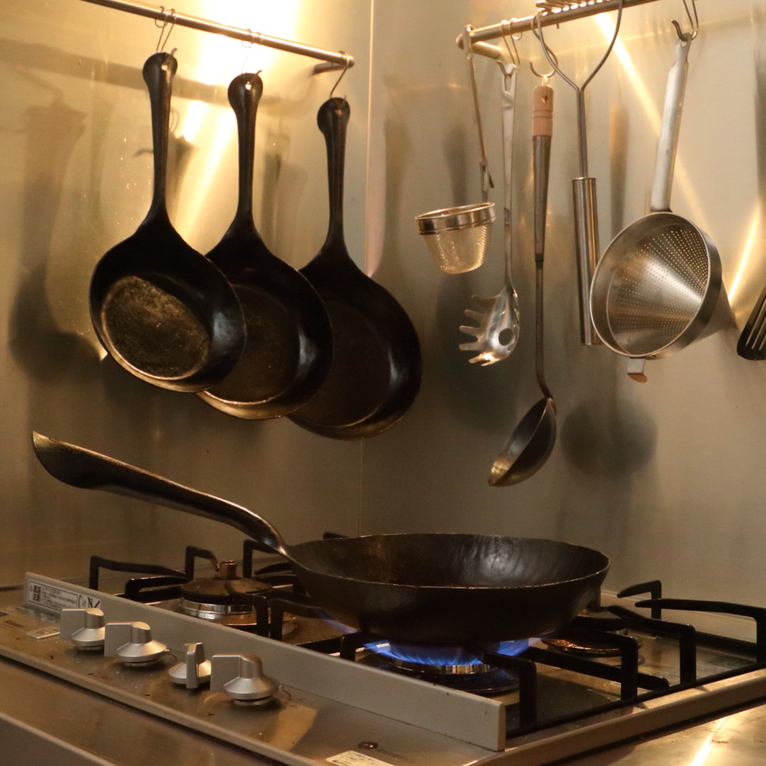 Metal NEKO メタルネコ　鍛冶屋のフライパン 深型　LL 調理器具 キッチン/食器 インテリア・住まい・小物 最新の激安