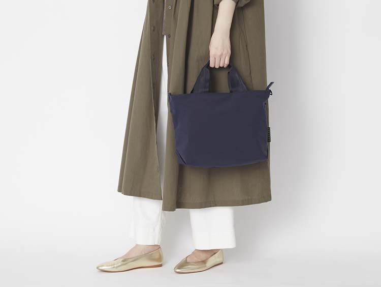 MAISON CANVVASのバッグ