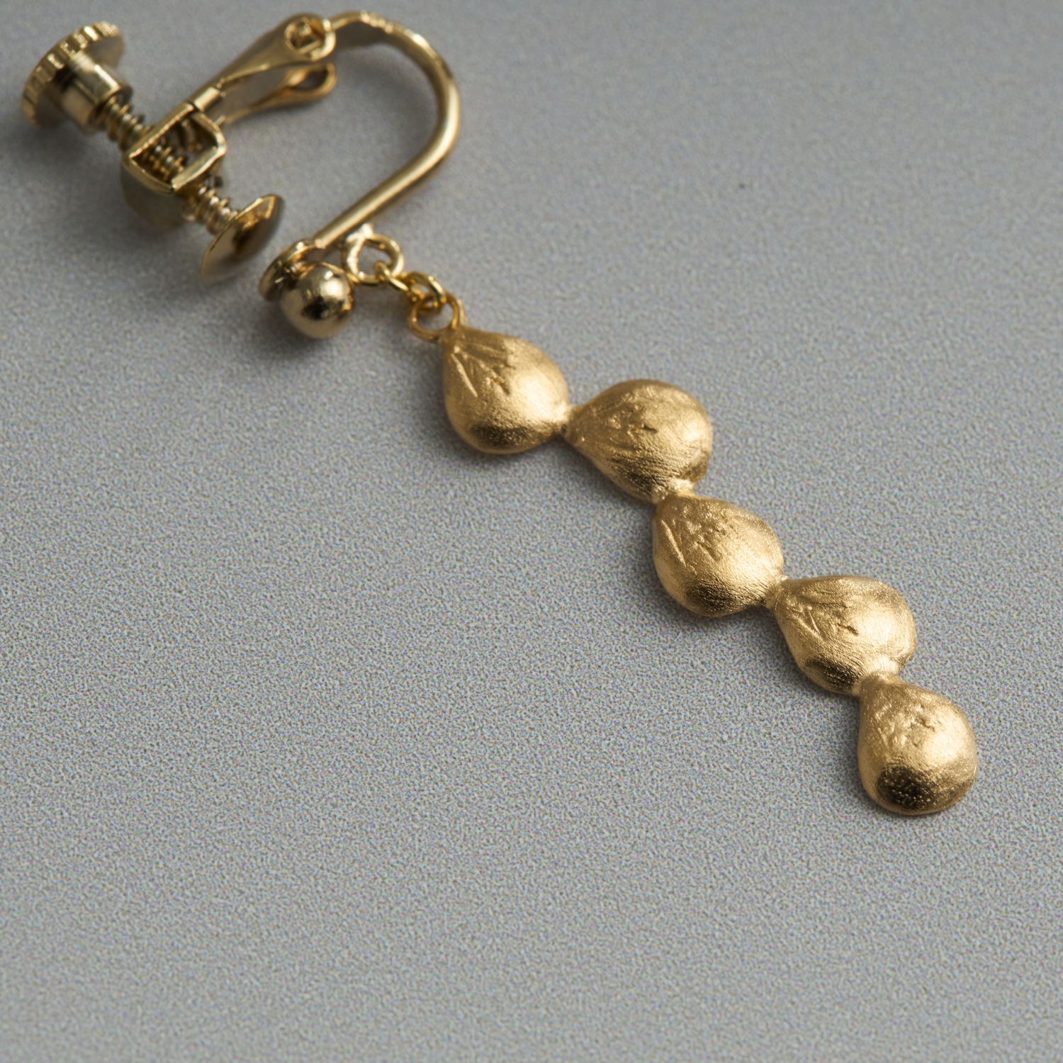 misa/cherry shell ピアス/イヤリング