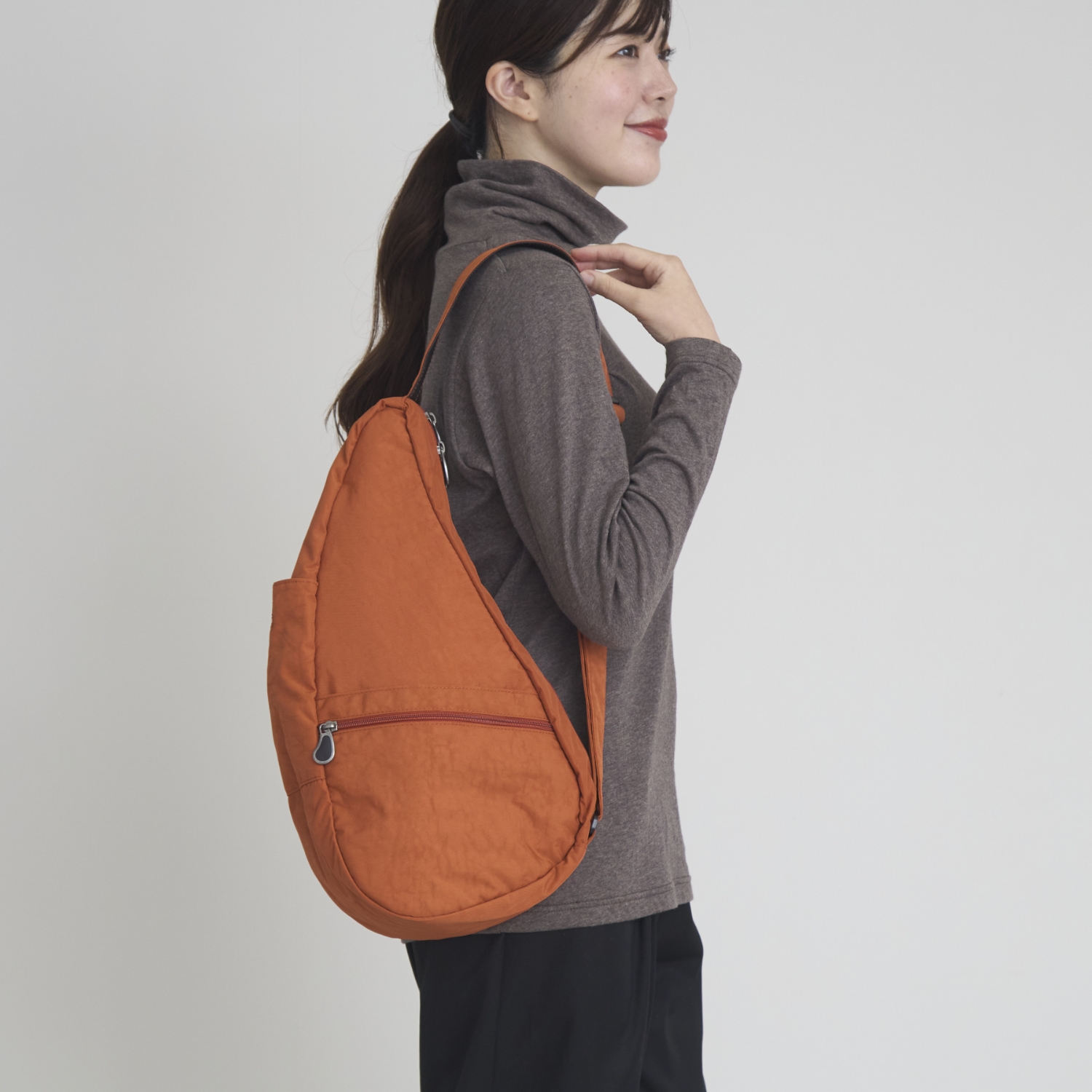 HEALTHY BACK BAG/テクスチャードナイロンS -コンパクトなのに