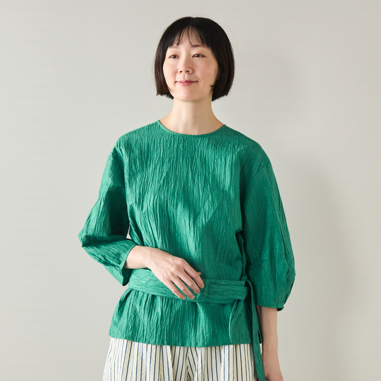 Kilka/2WAYシャーリングブラウス