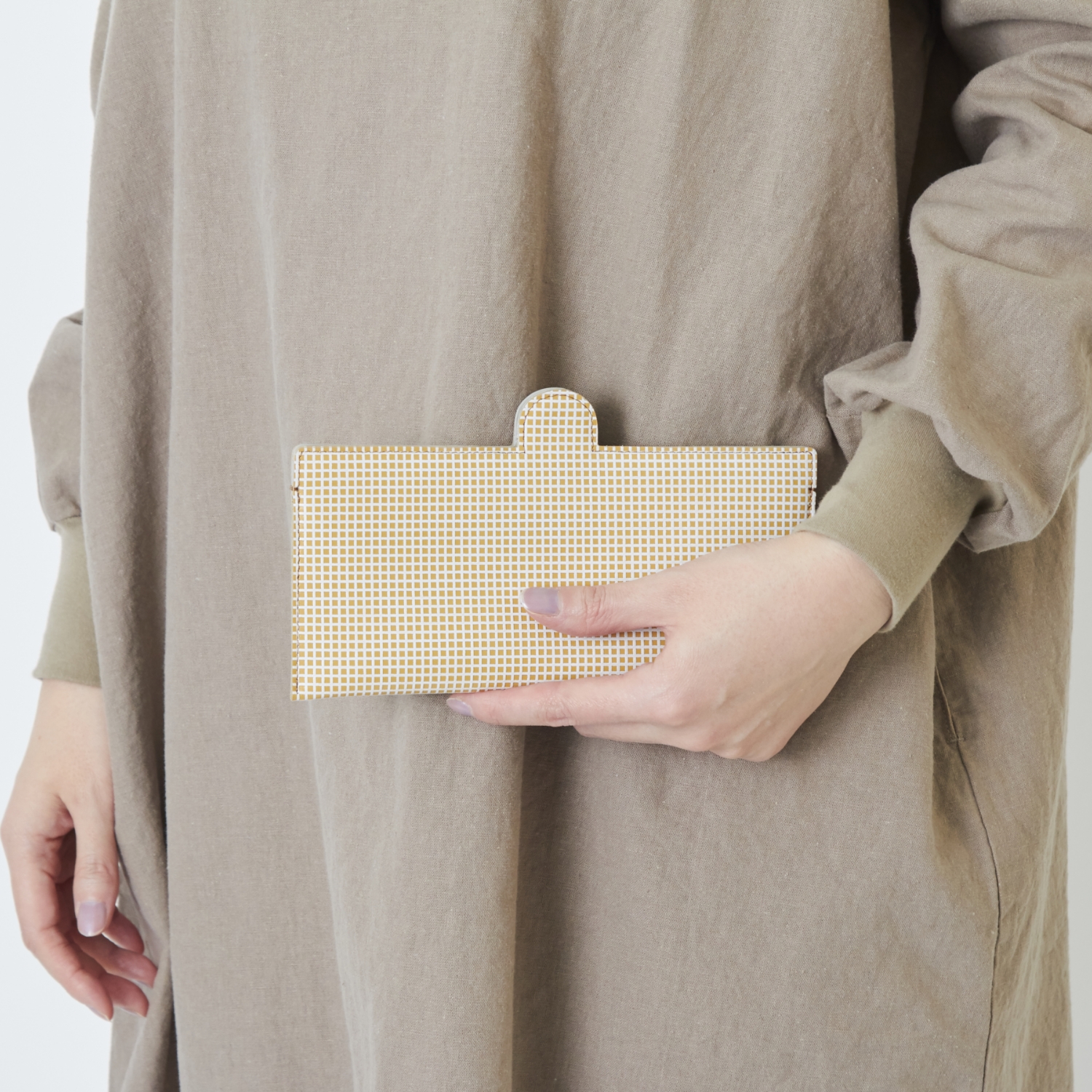 Neutral Gray/カージェ スリムロングウォレット -驚きの薄さ