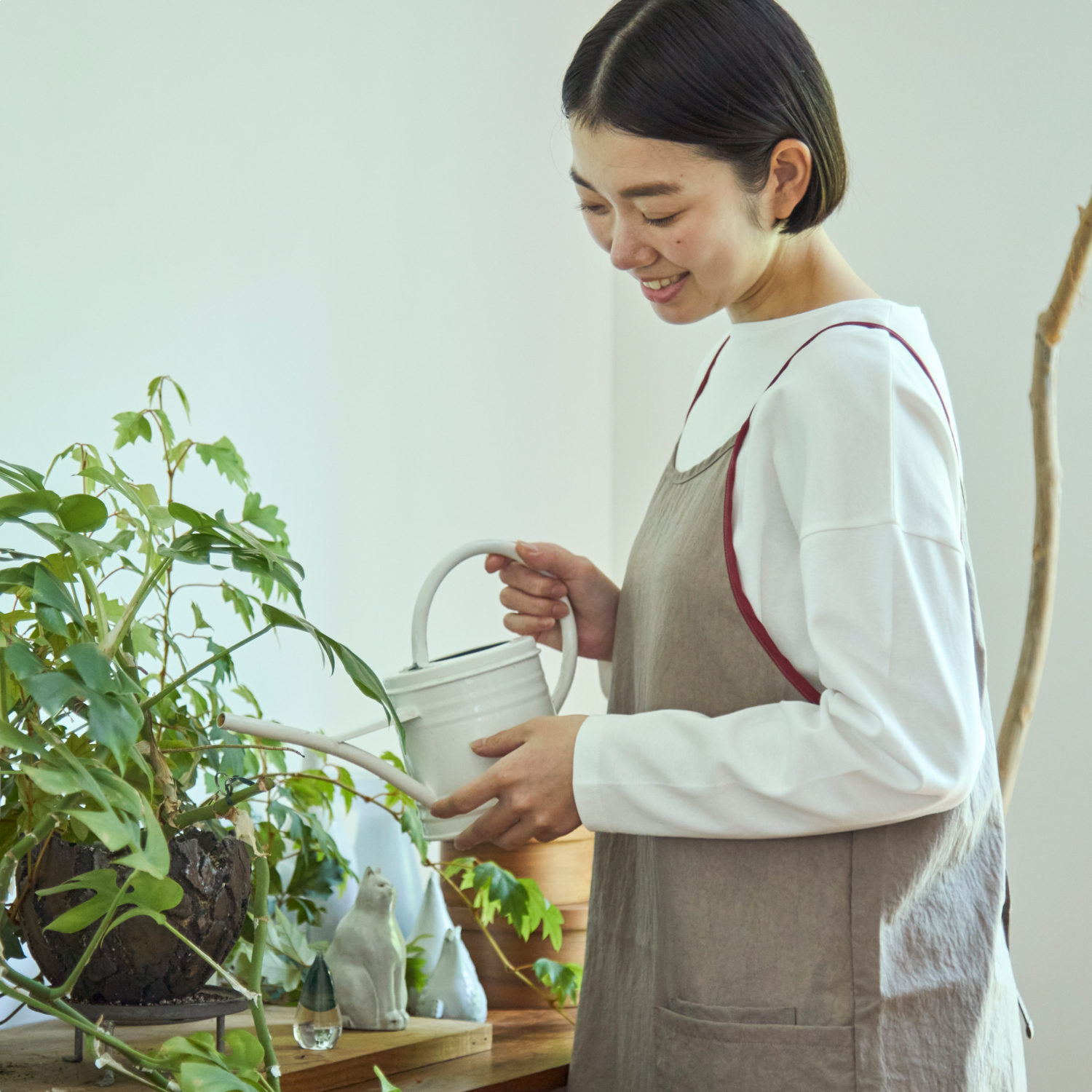軽くて汚れに強いナイロンキャミエプロン