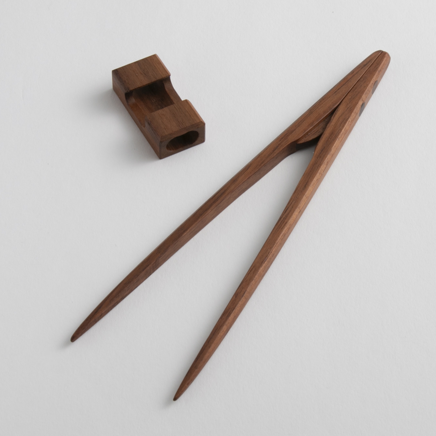 YORI-SO/お箸トング ウォールナット -軽い力でつかみやすい！トングの