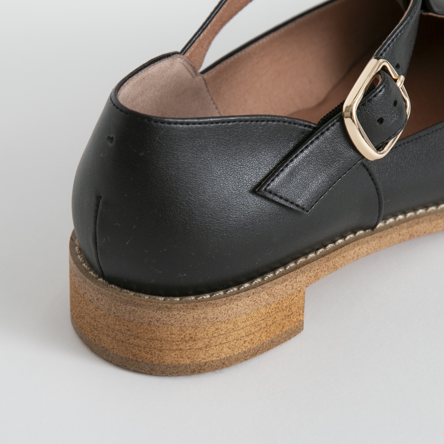 SHOESbakery/Tストラップレザーシューズ （リサイクル素材） -【当店 