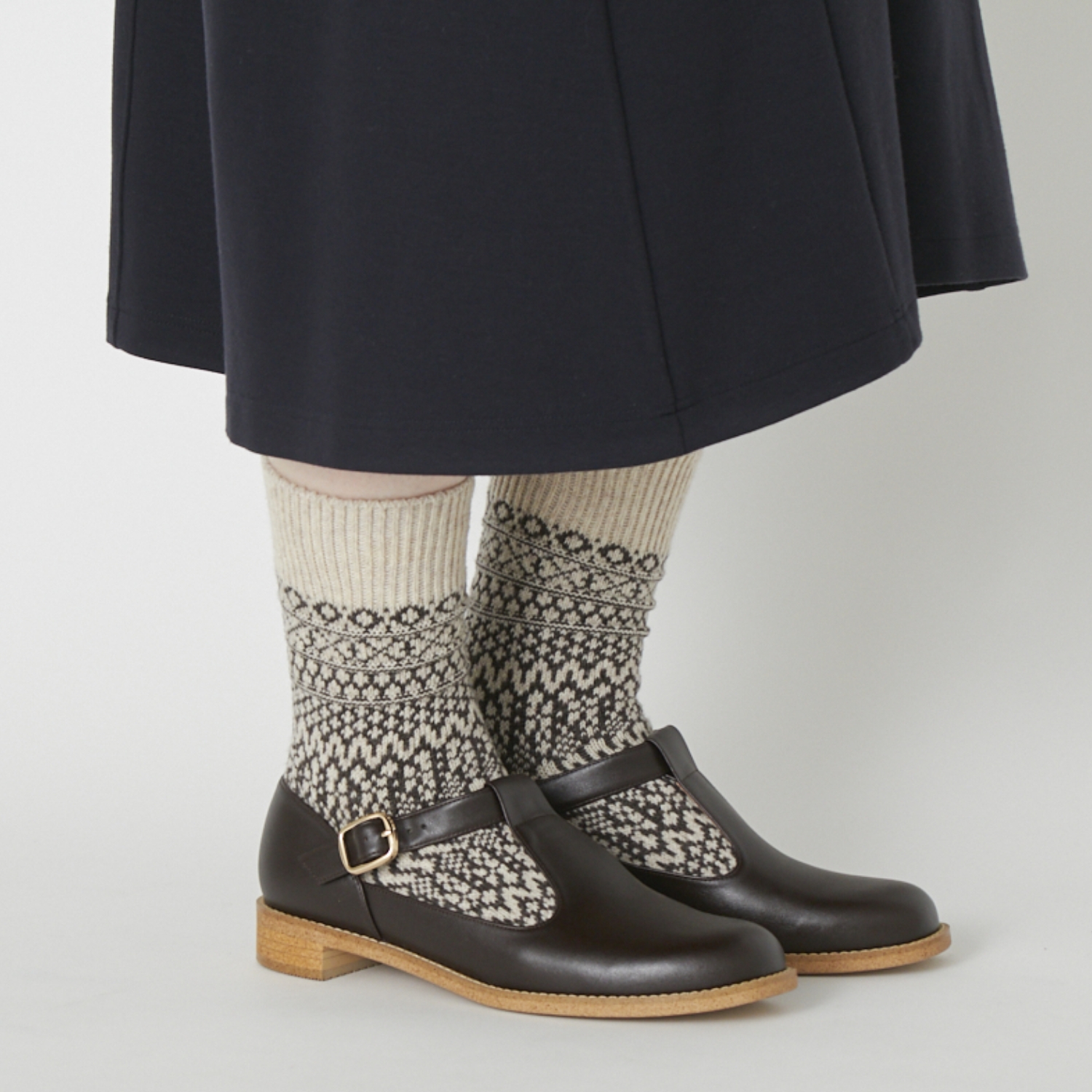 SHOESbakery/Tストラップレザーシューズ （リサイクル素材） -【当店 