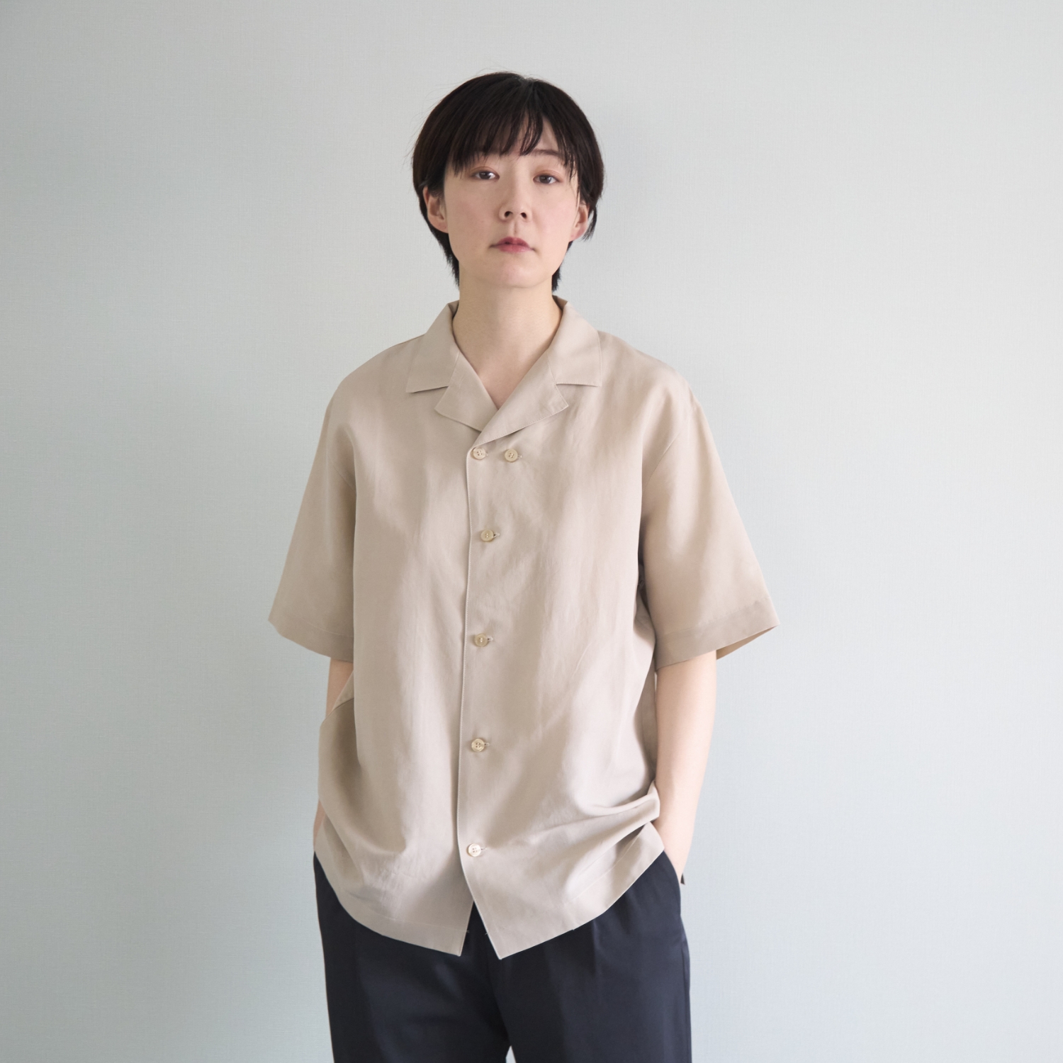 0910/さらさらシルクベーシックシャツ -お手入れ簡単でベーシックな 