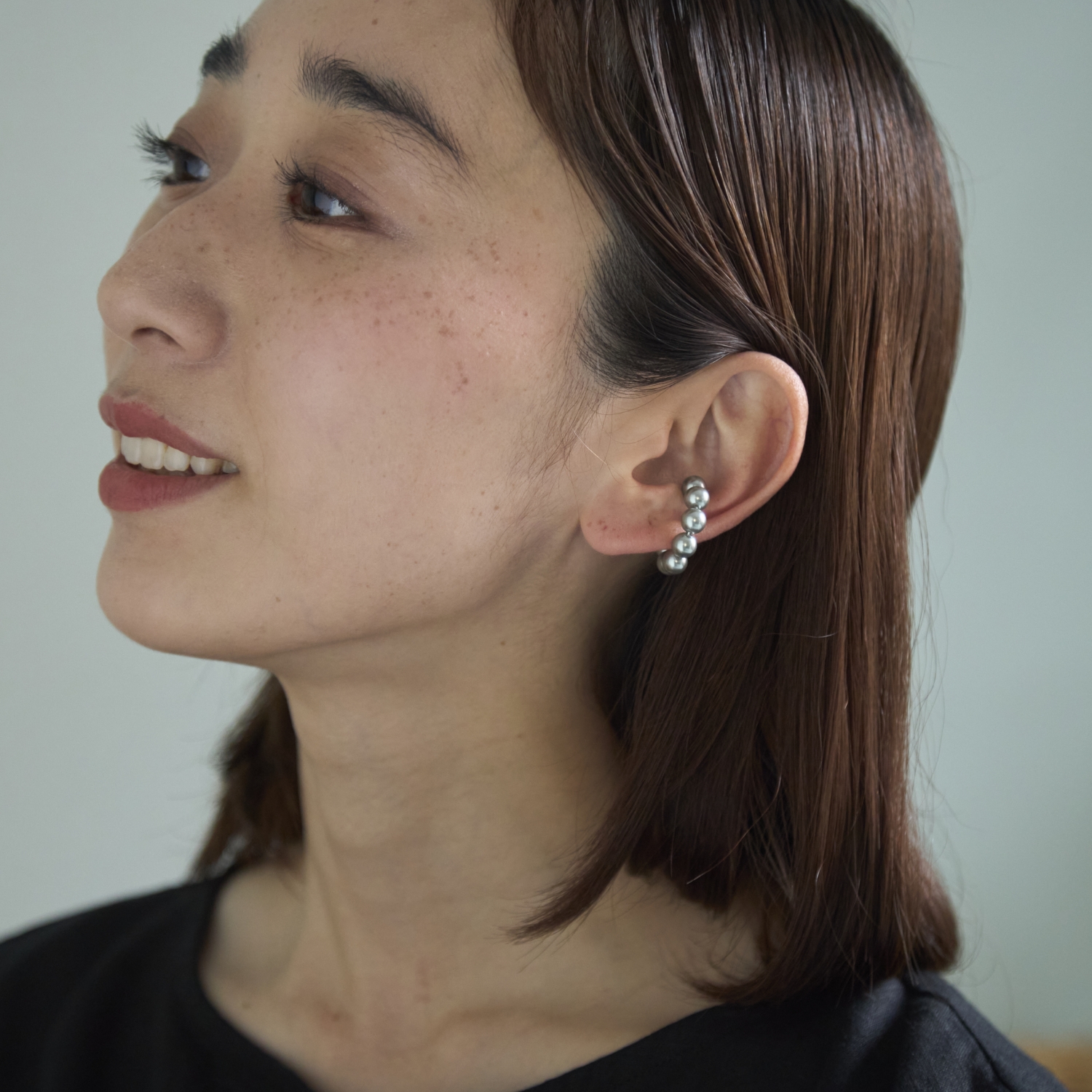 STELLA CIFFON/レジンパールイヤーカフ -しっかりとまるのに痛くない 