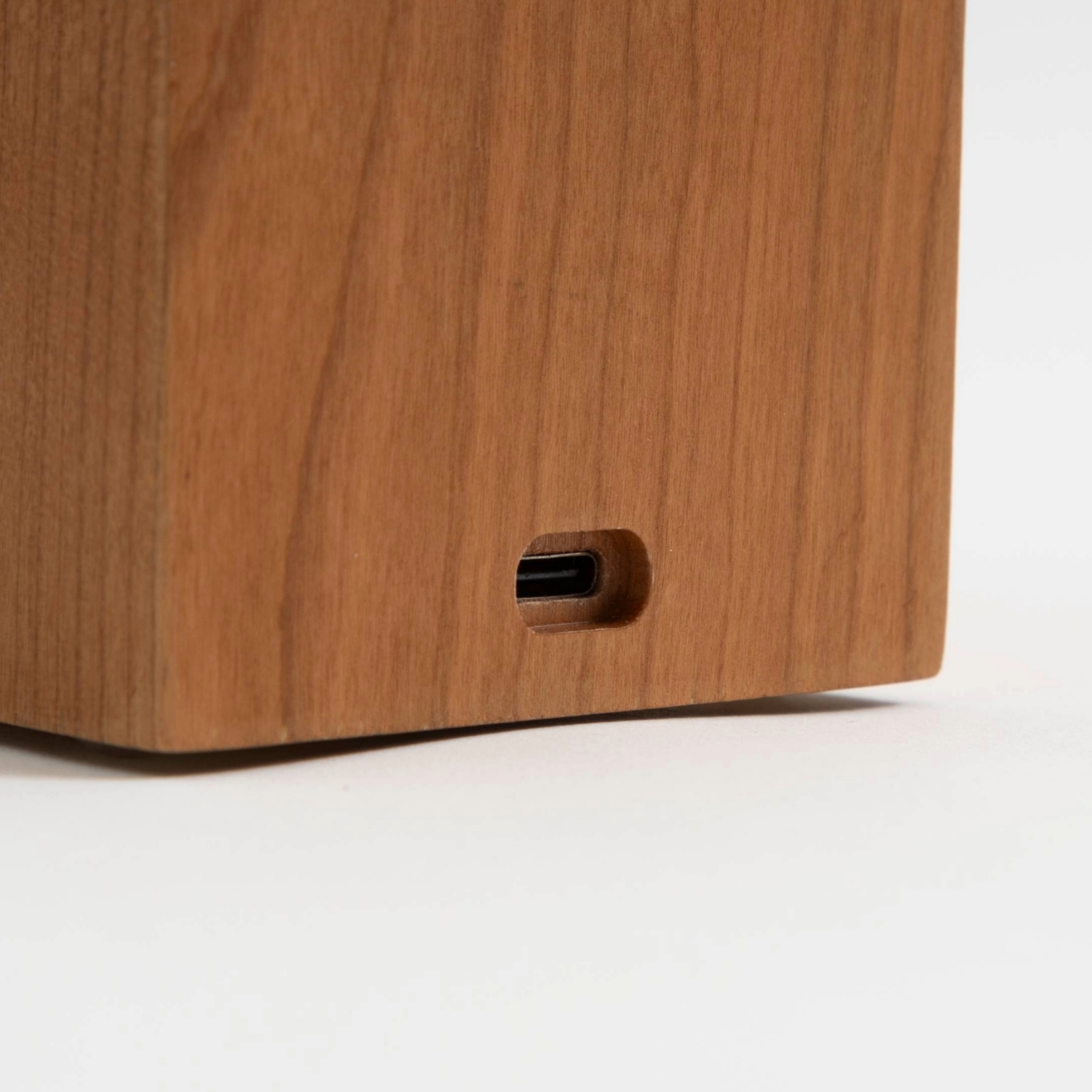 WERKE/WOODEN AROMA DIFFUSER