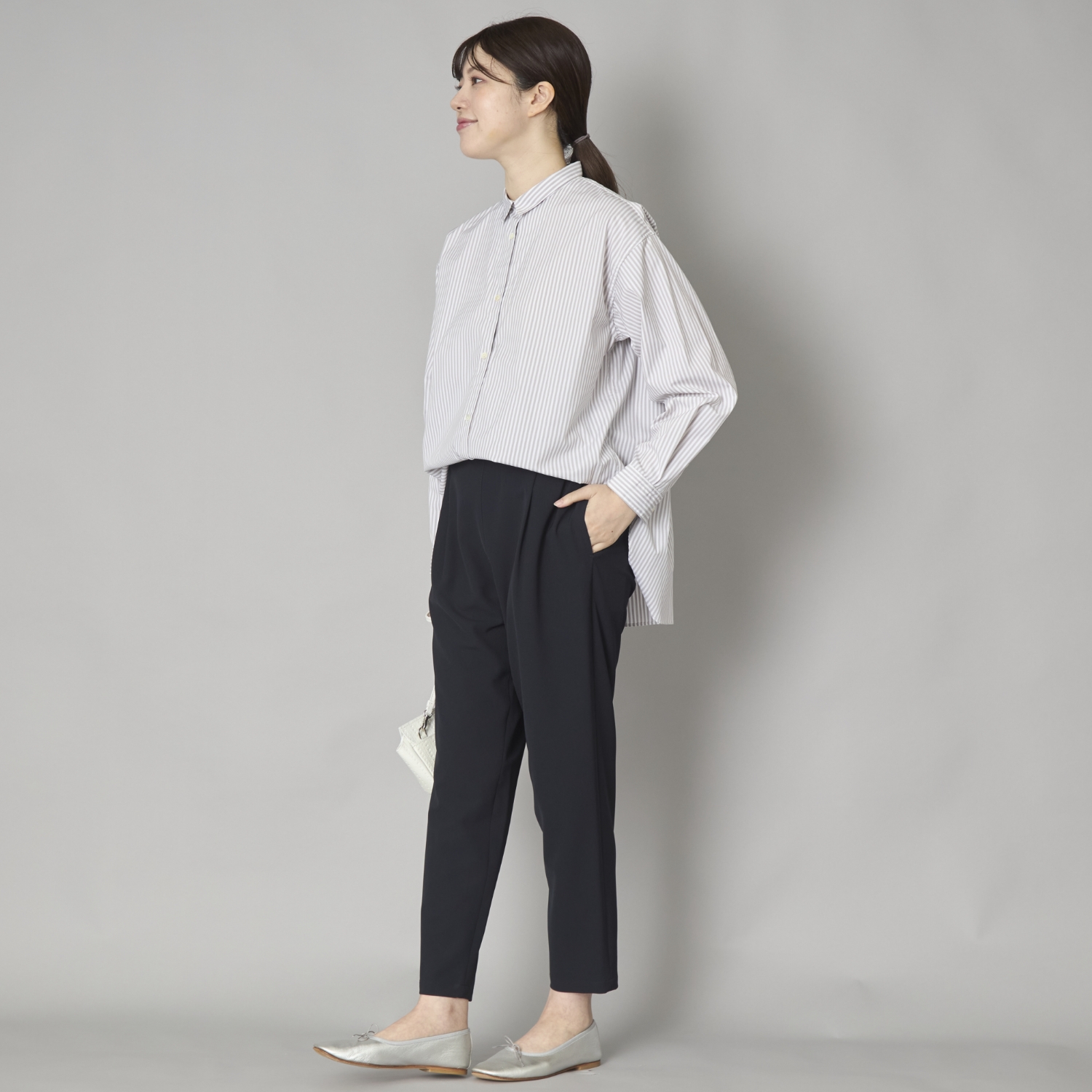 Lelill/THE BASIC SHIRTS