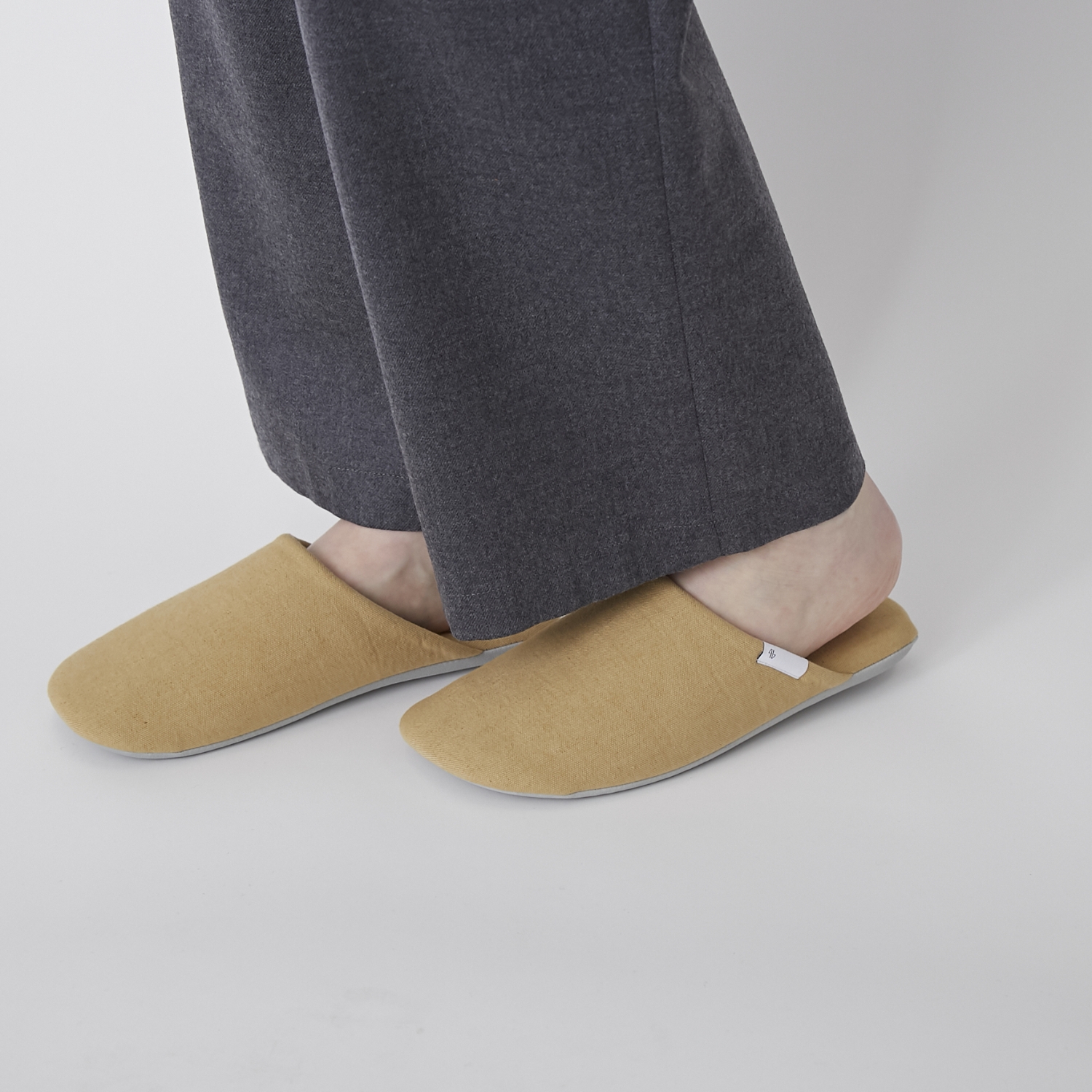 ABE HOME SHOES/脱げにくい綿麻のスリッパ