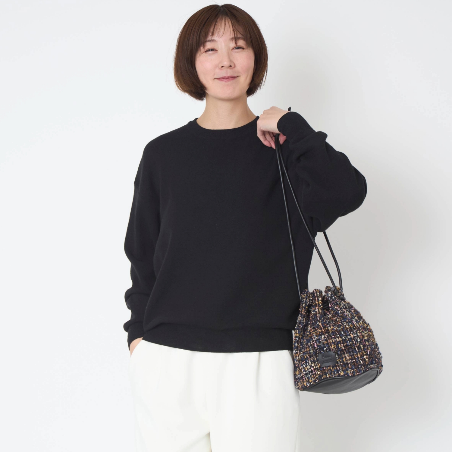 NARU/MATERゴム編みクルーネックニット -あたたかく肌触り滑らか NARU/MATERゴム編みクルーネックニット -あたたかく肌触り滑らか