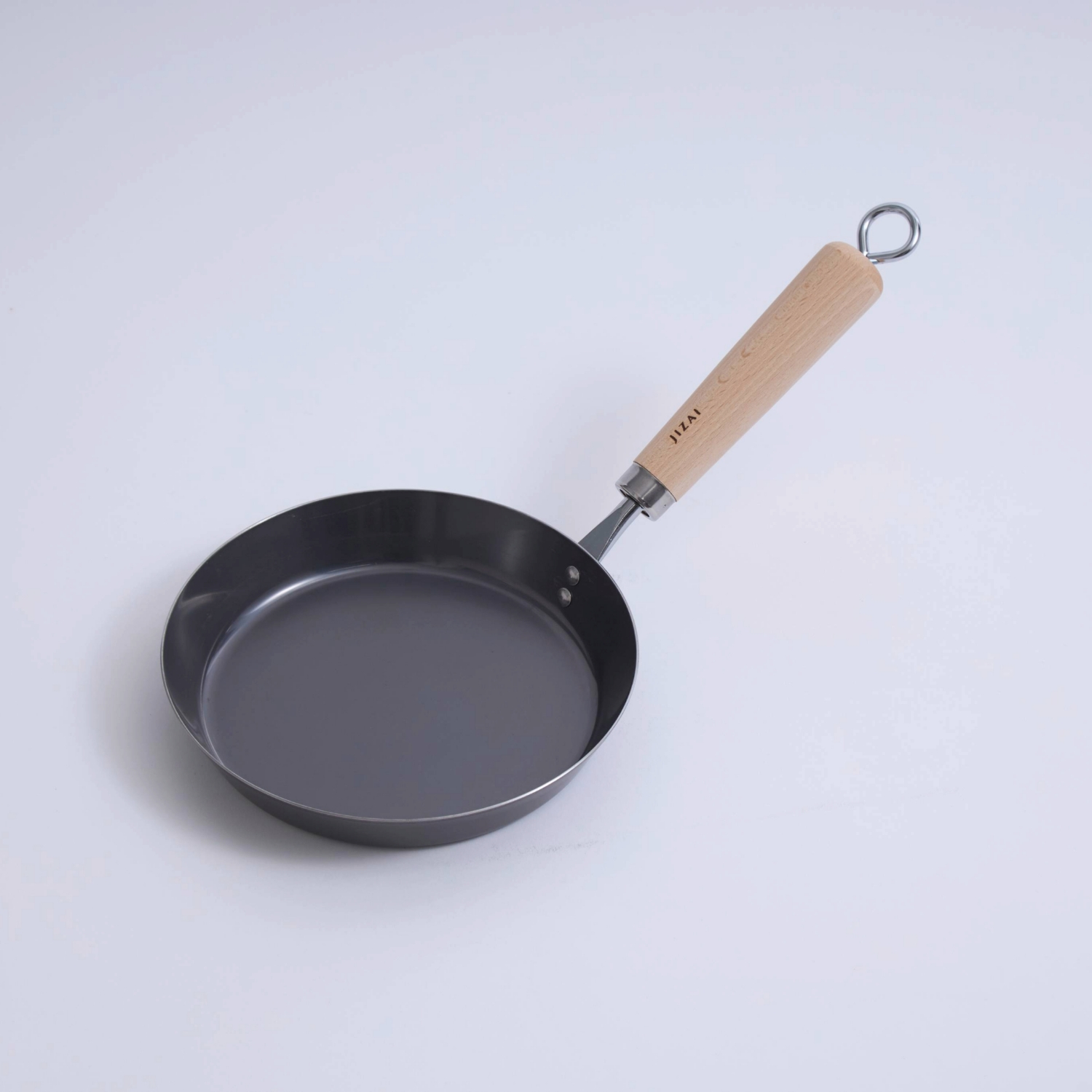 松田美智子の自在道具/自在フライパン 20cm -適度な深さとフラットな