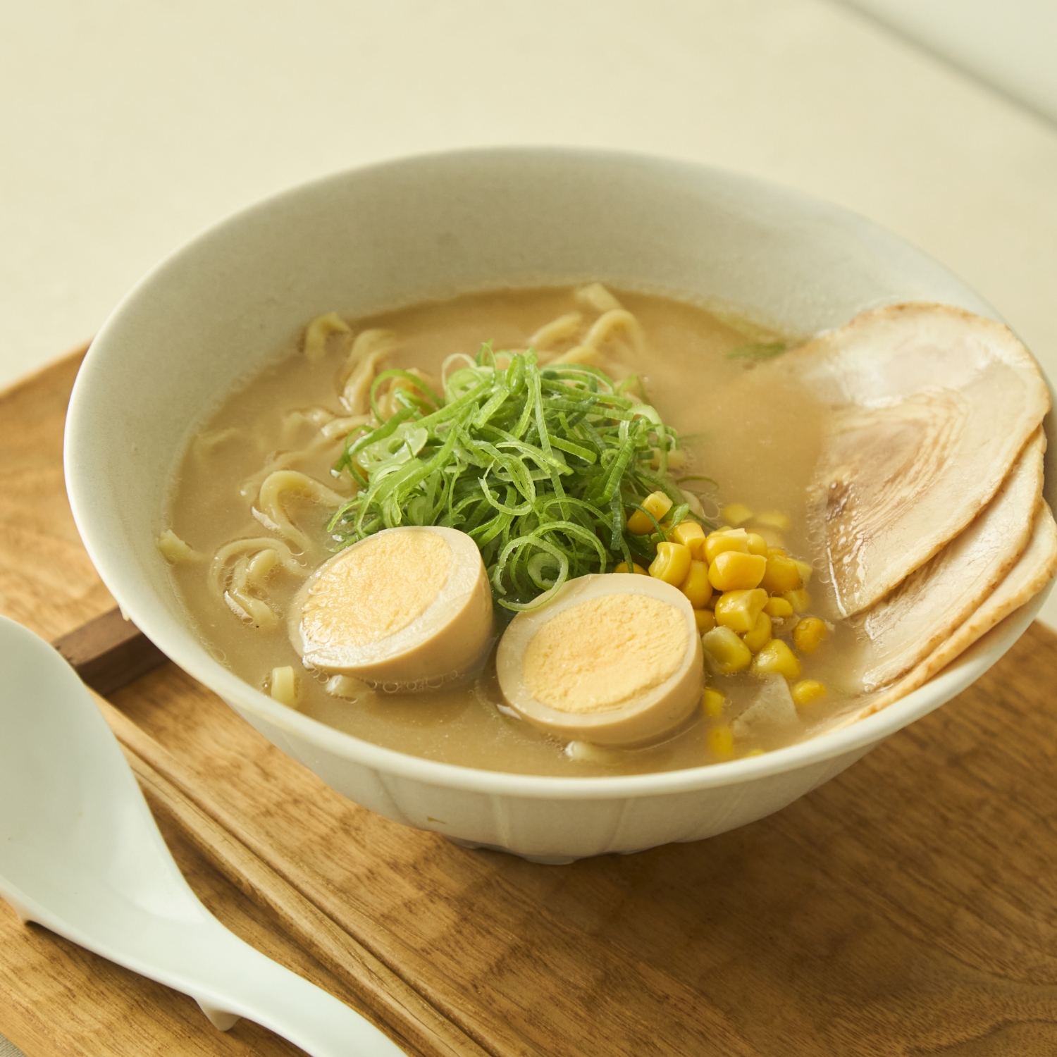 器とデザイン/ラーメン鉢
