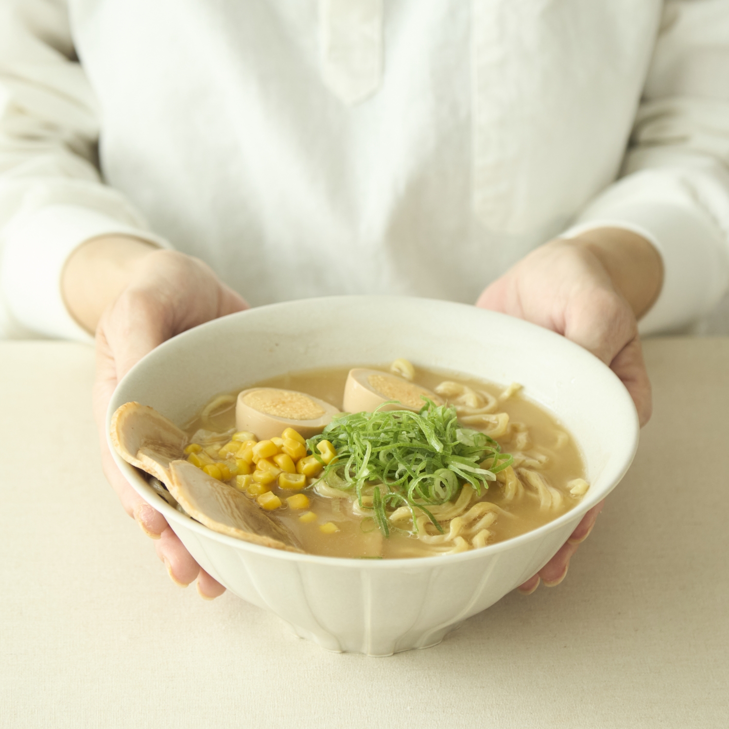 器とデザイン/ラーメン鉢