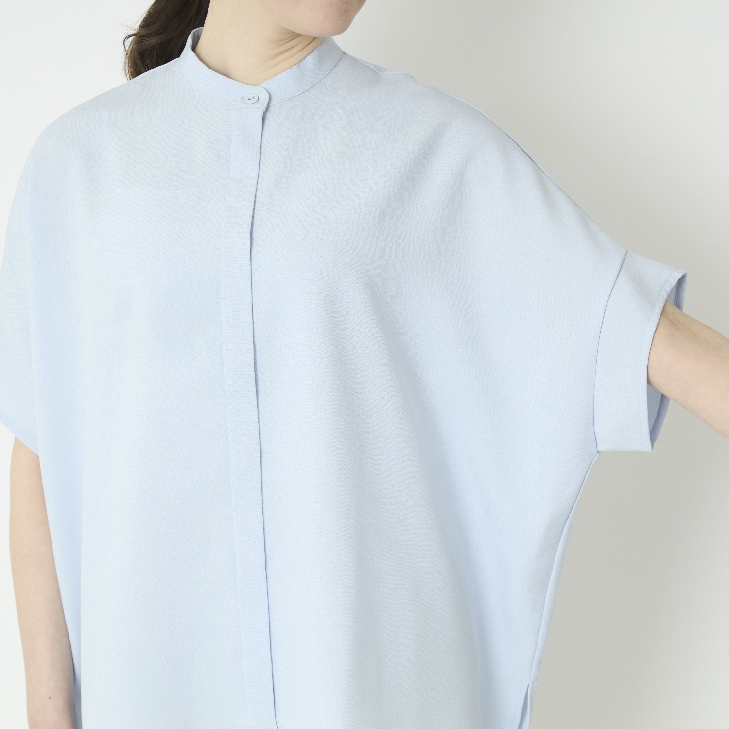 Kilka/蒸れ知らずですぐ乾くきれいめ比翼ブラウス -ドライタッチでシワ 