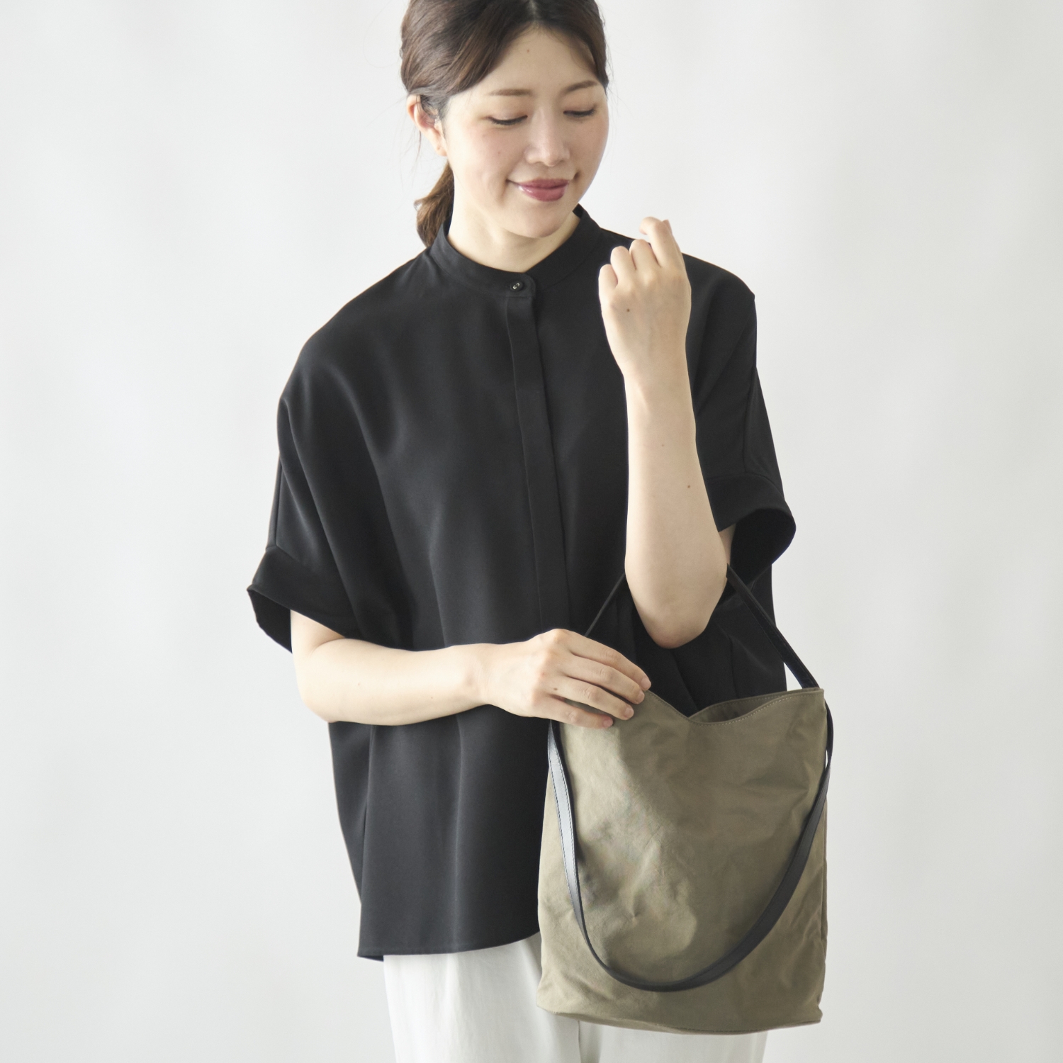 .URUKUST/TWIST-Bucket Medium