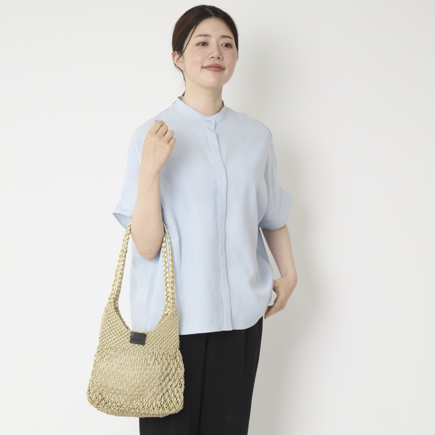 Swaraj/手編みのメタリックマクラメOVAL TOTE