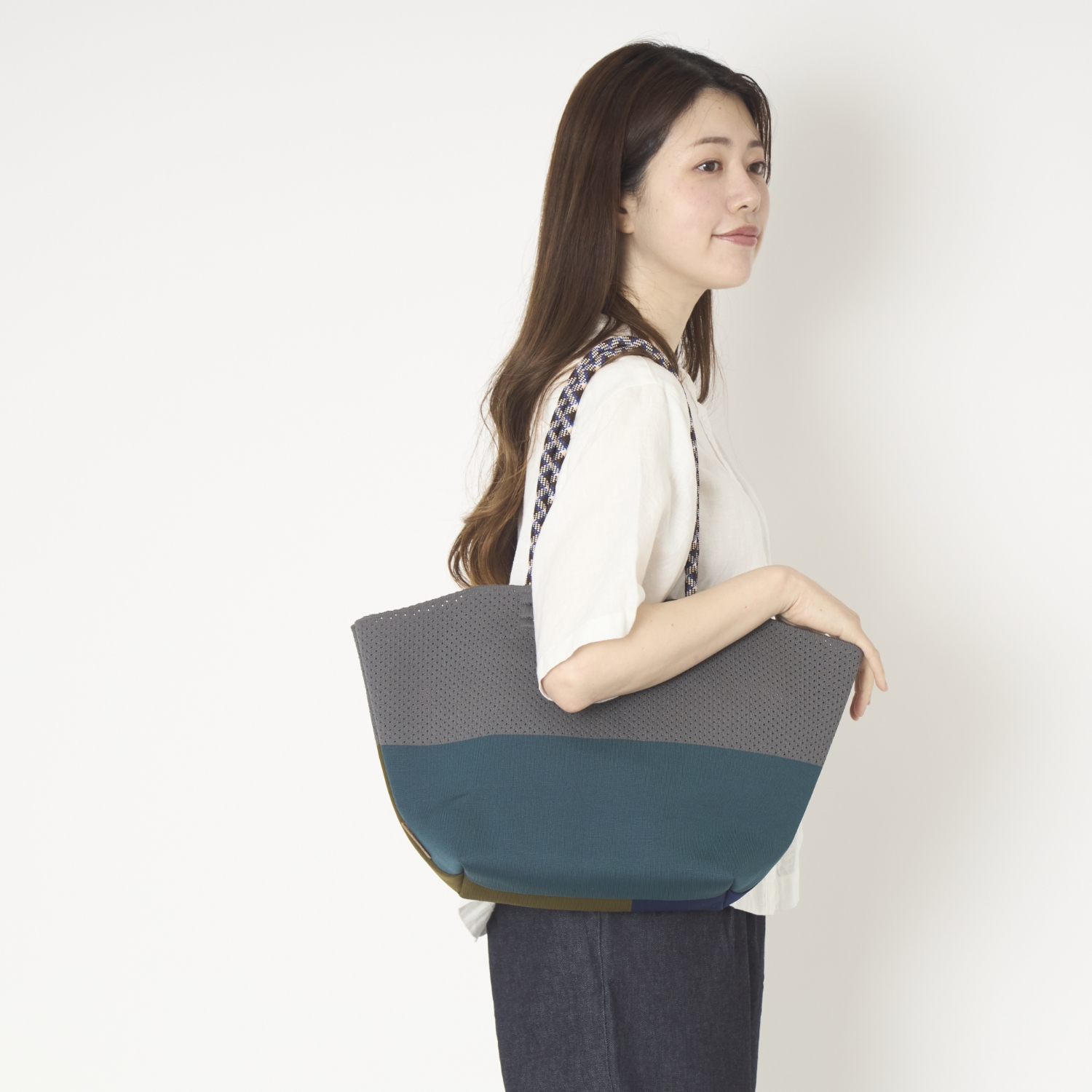 TRICOTE/HALF MESH KNIT BAG -軽くて映えて食い込まない主役級ニット 