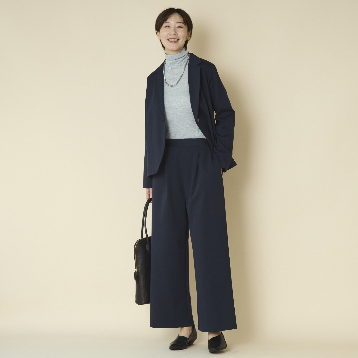 Kilka/ONとOFFをつなぐ、よく伸びる楽ちんパンツ