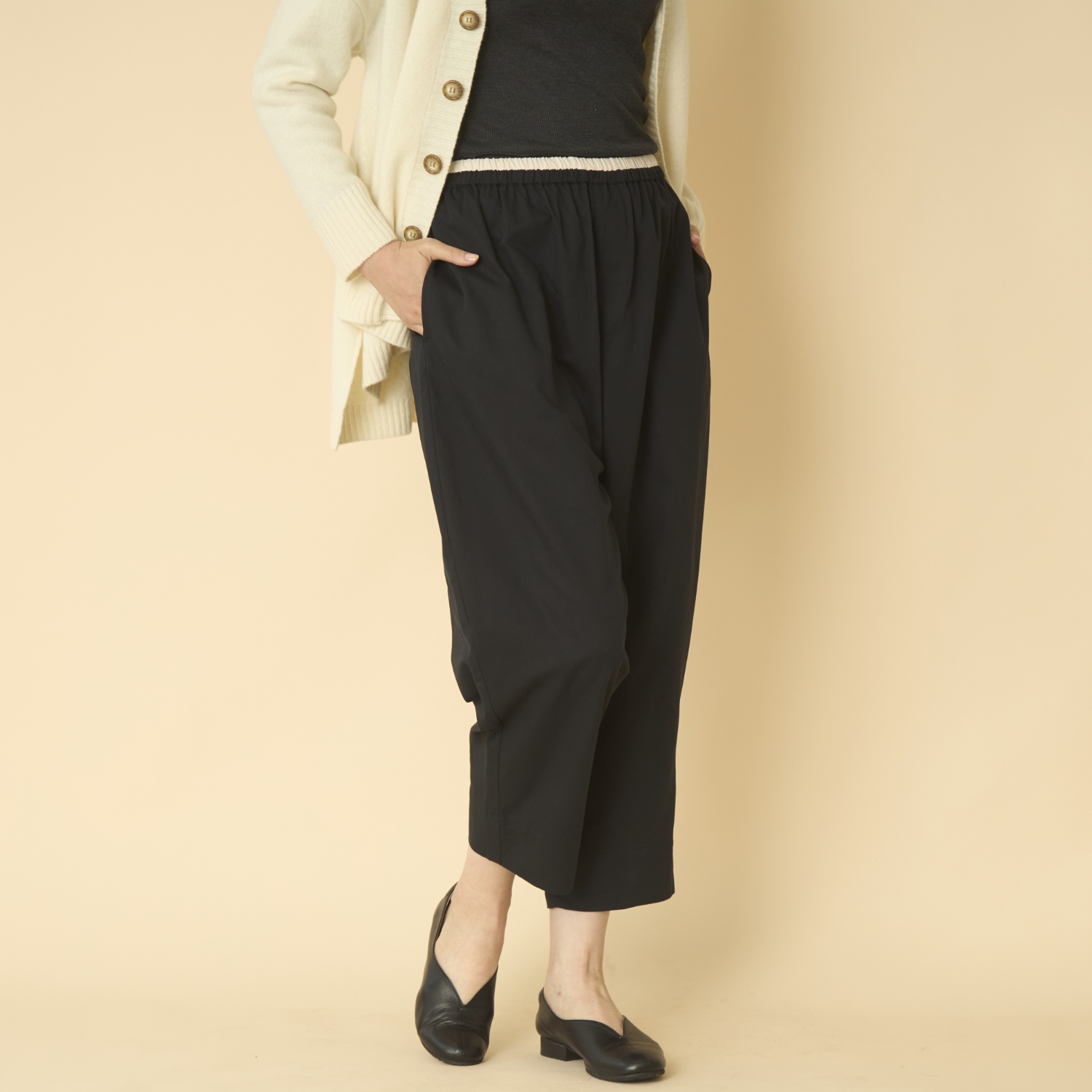 TUTIE./ピーチ起毛コットンセルロースクロップドパンツ