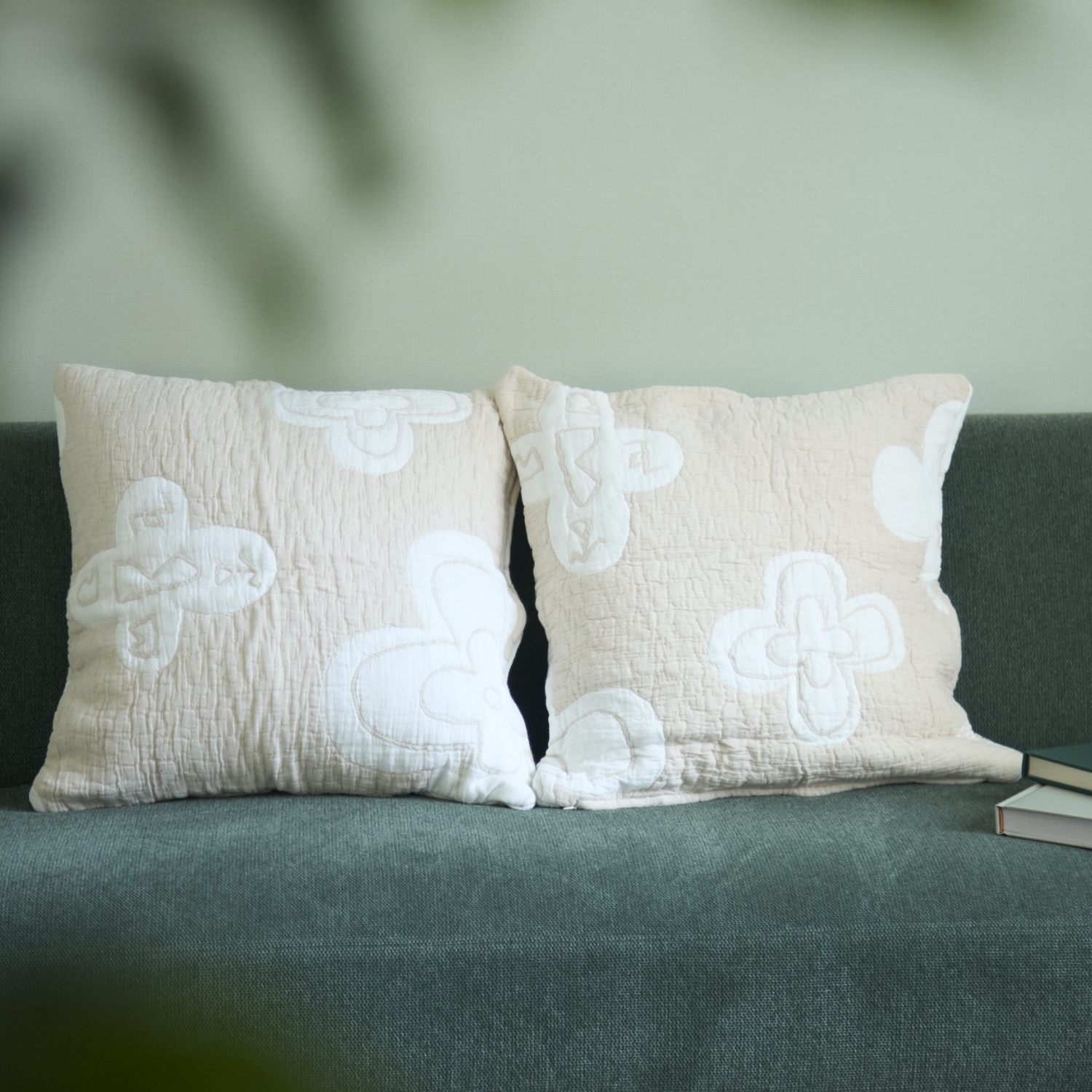 リゾートフラワー　クッションカバー リゾートフラワー クッションカバー