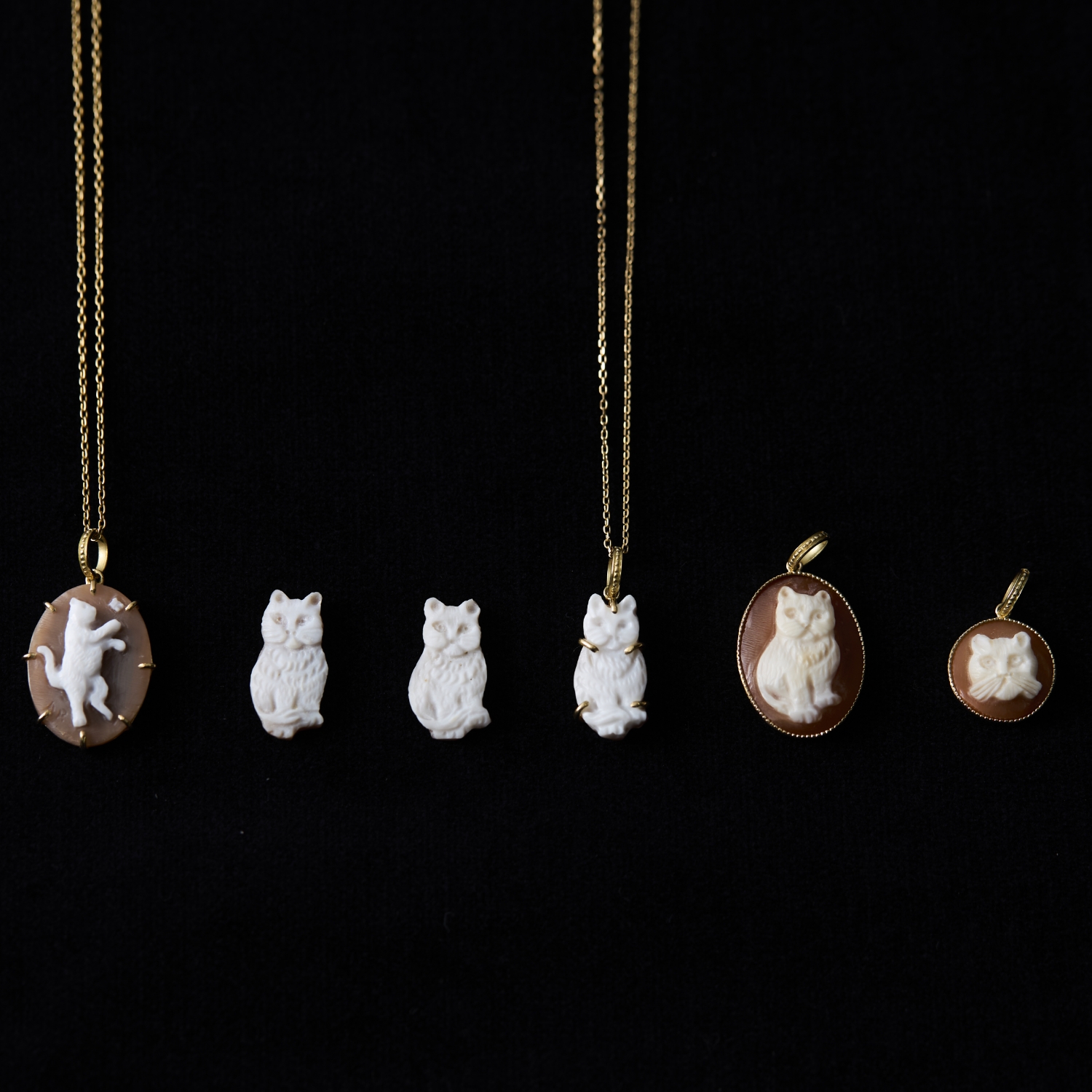 La mascotte cameo collection/コーネリアン猫全身 カメオペンダントトップ