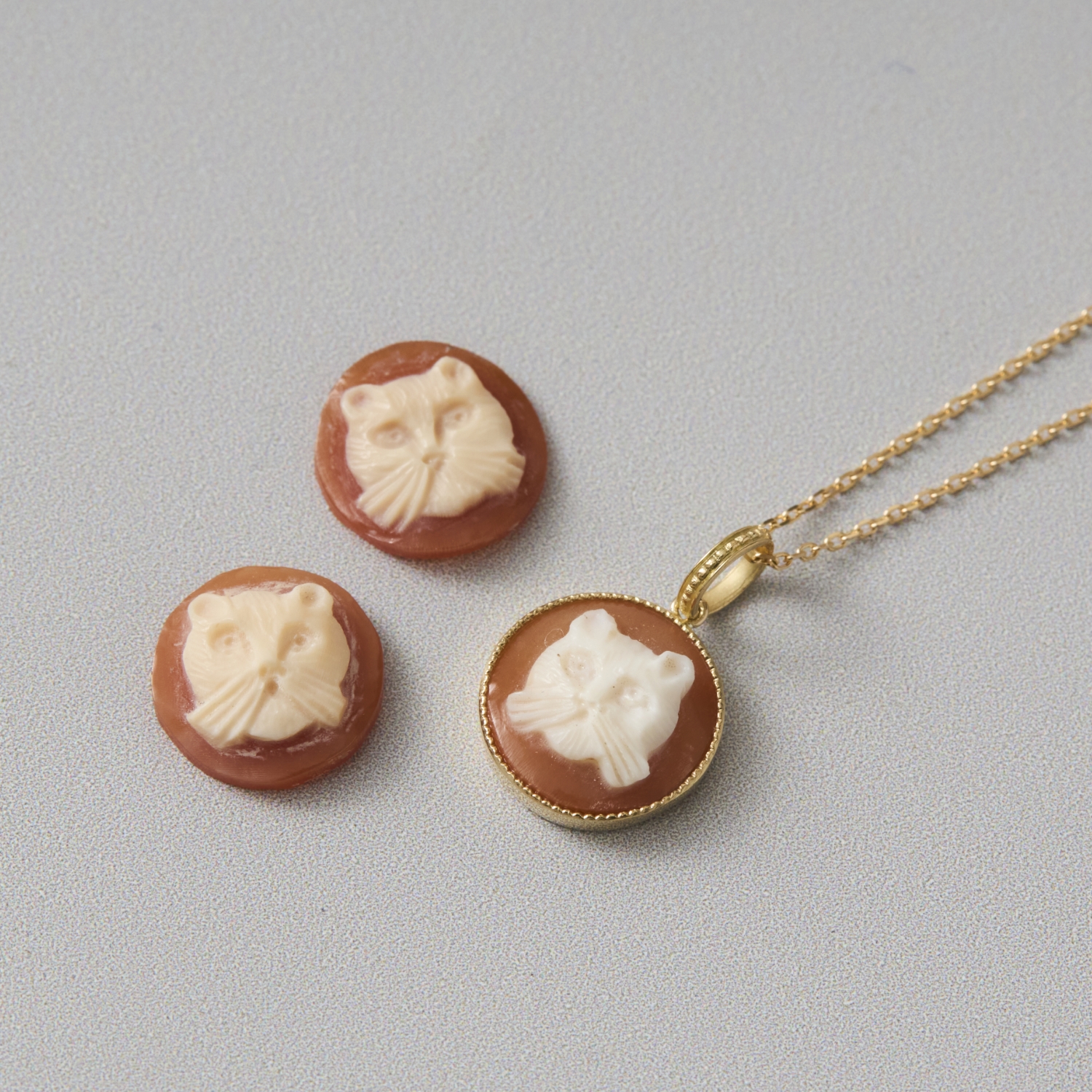La mascotte cameo collection/コーネリアン猫顔 カメオペンダントトップ