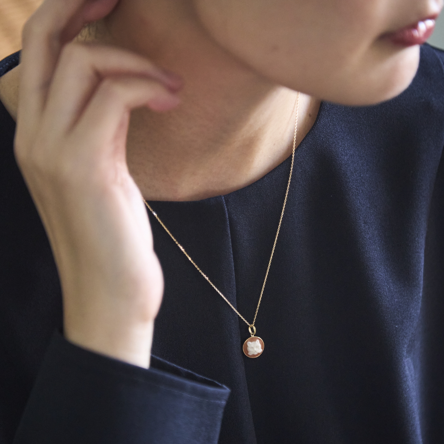La mascotte cameo collection/コーネリアン猫顔 カメオペンダントトップ