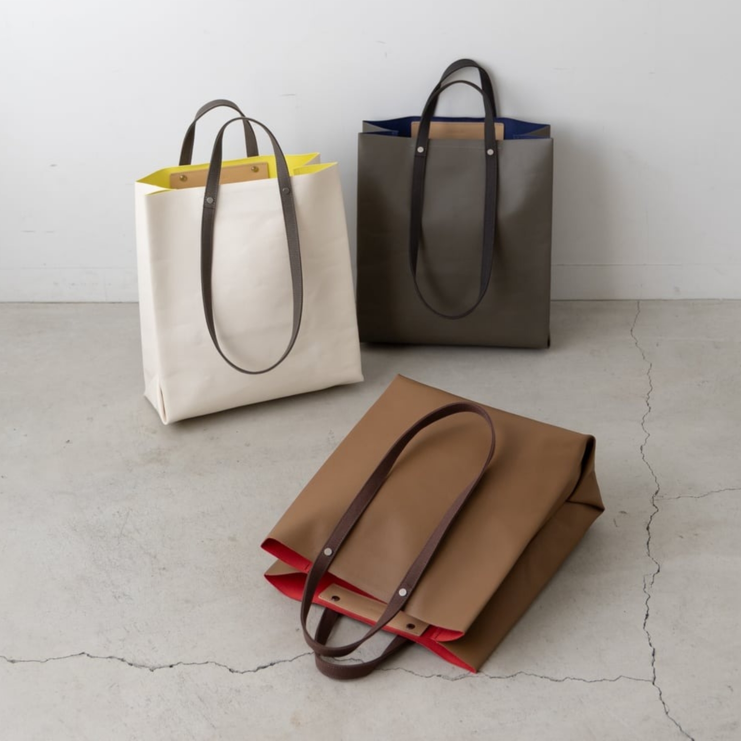 .URUKUST/TWISTLOOP-SHOPPER Medium