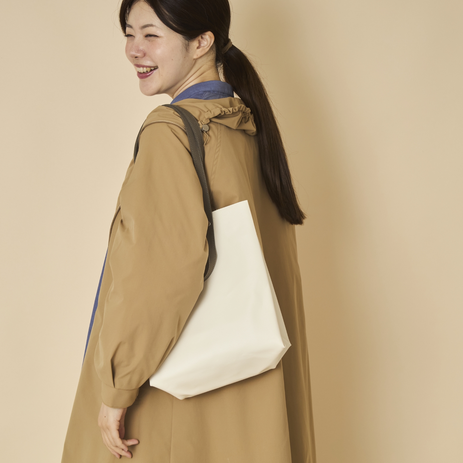 .URUKUST/TWISTLOOP-SHOPPER Small
