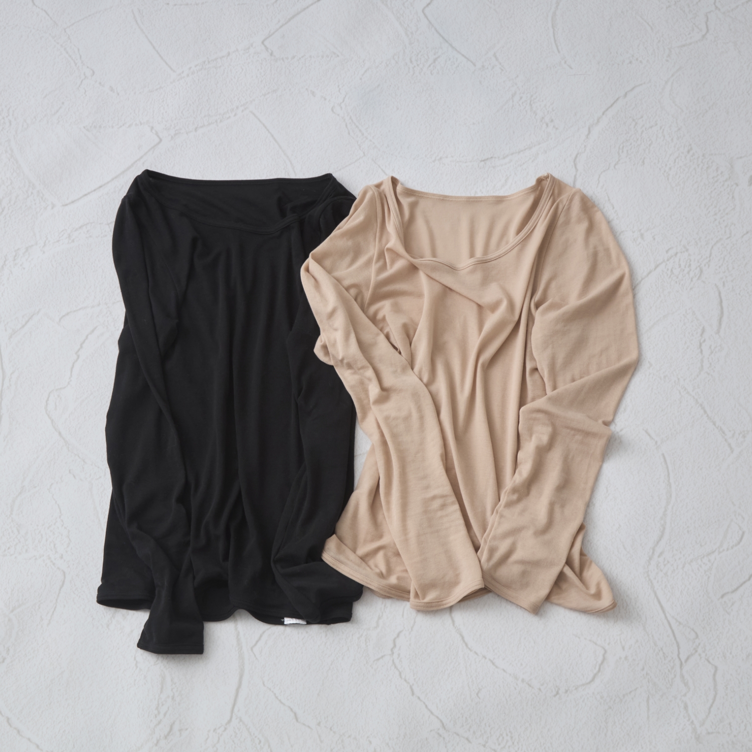 なめらかで軽いスーピマコットン100%の長袖インナー