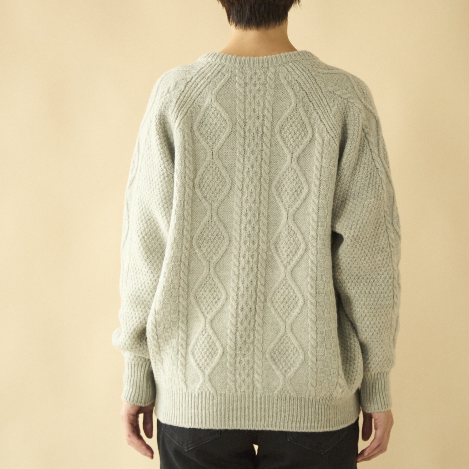 SAIFUKU/ウール100%アラン柄プルオーバー　キーネック