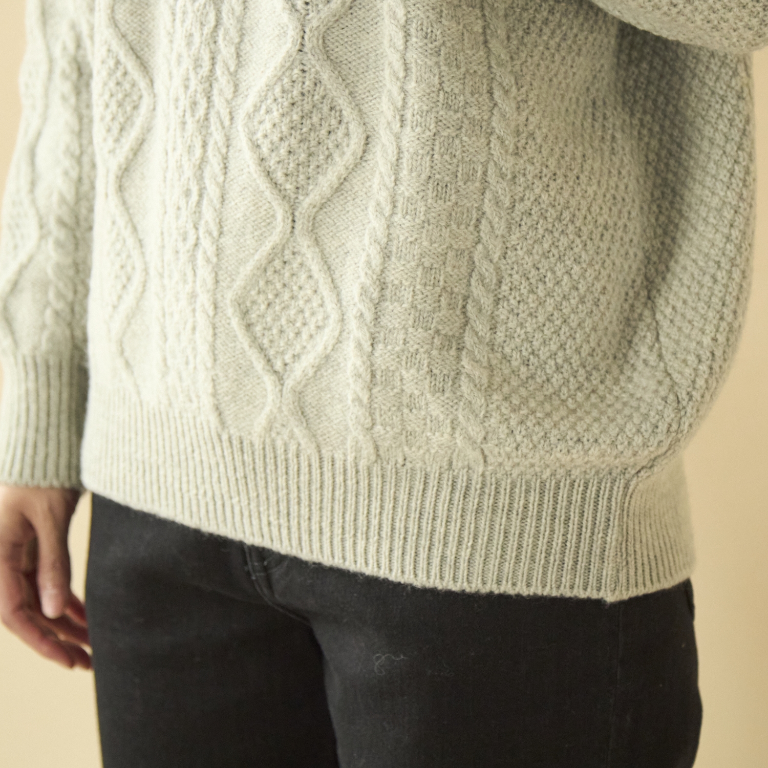 SAIFUKU/ウール100%アラン柄プルオーバー　キーネック