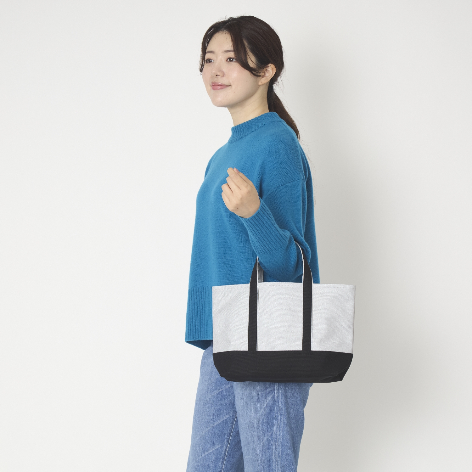 ミツハ 受注会限定】みつばちトート シルバー×ブラック Sサイズ -実用性が高く