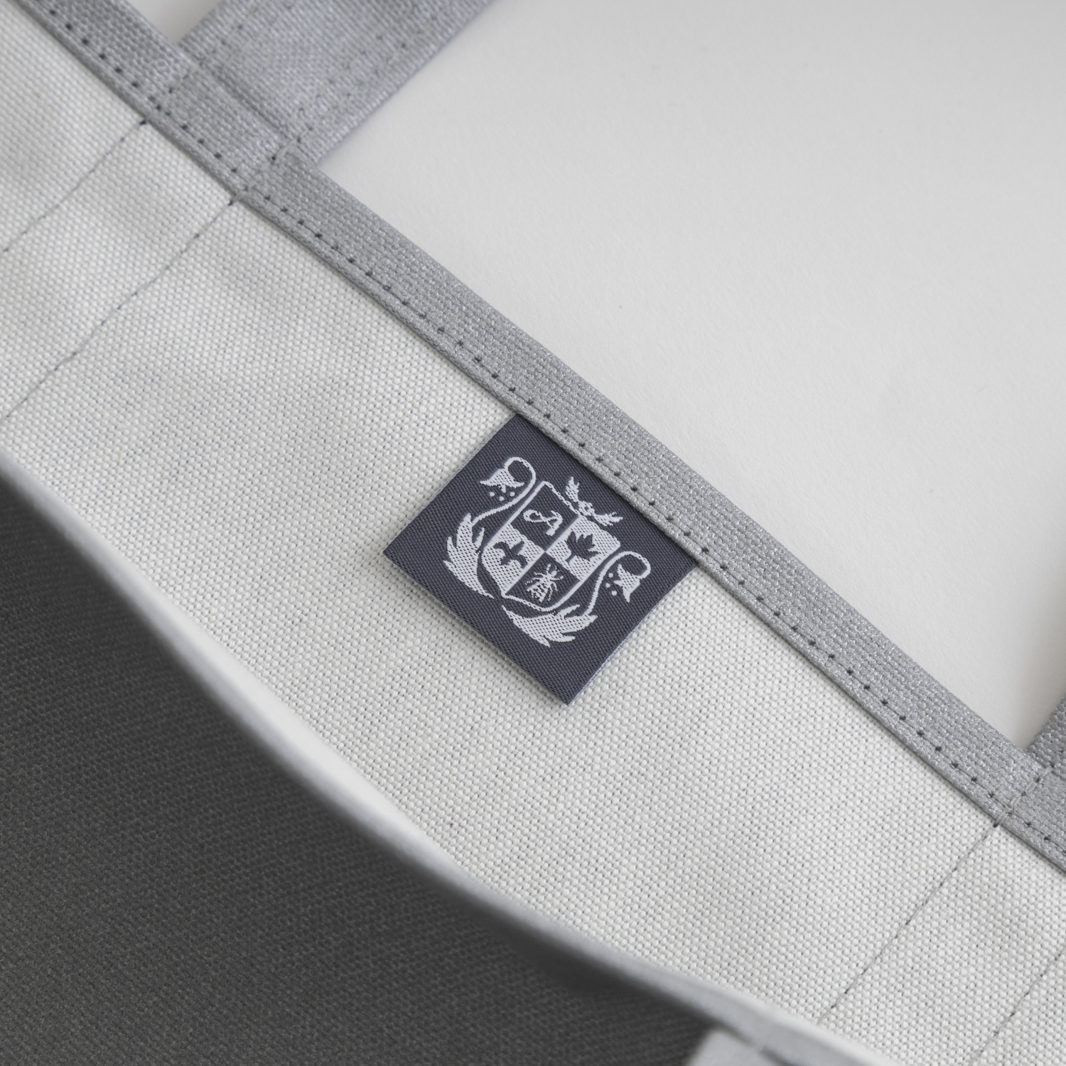 【受注会限定】みつばちトート シルバー×ブラック Mサイズ長め