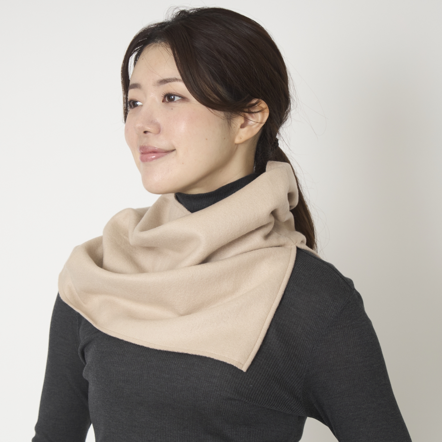 KOHARU/シルクフリース スリットスヌード -シルク100%で滑らかな肌触り