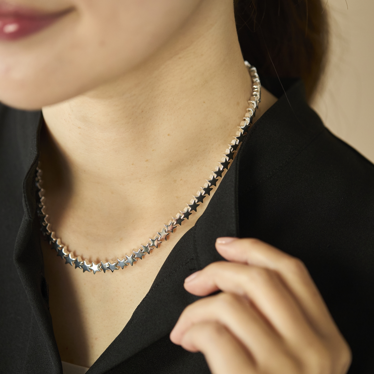 HERE DITAS/DITAS HEMATITE STAR NECKLACE