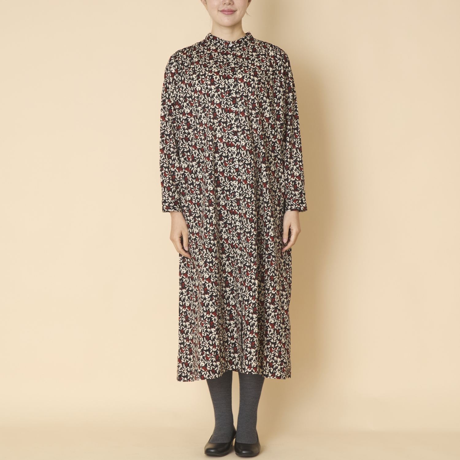 PONT DE CHALONS/フラワープリントギャザーワンピース ブラック