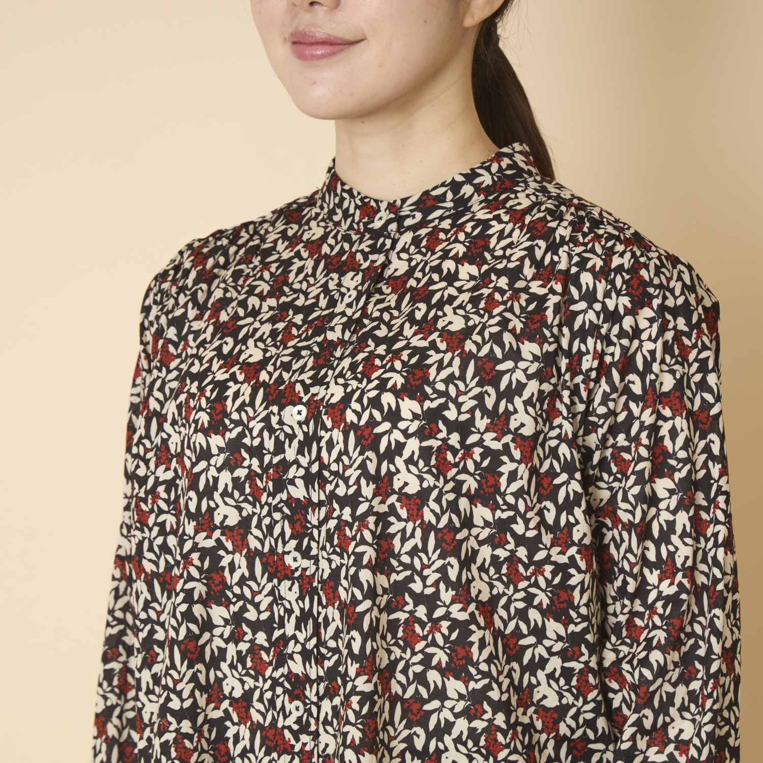 PONT DE CHALONS/フラワープリントギャザーワンピース ブラック