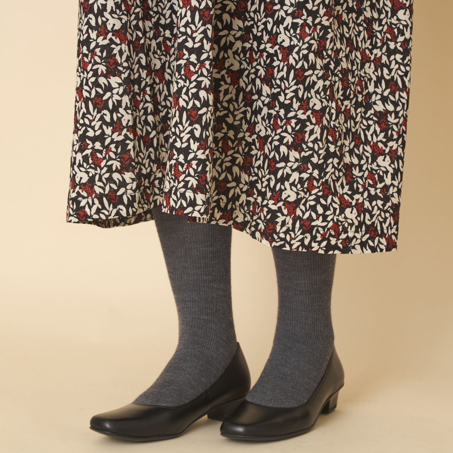 PONT DE CHALONS/フラワープリントギャザーワンピース ブラック