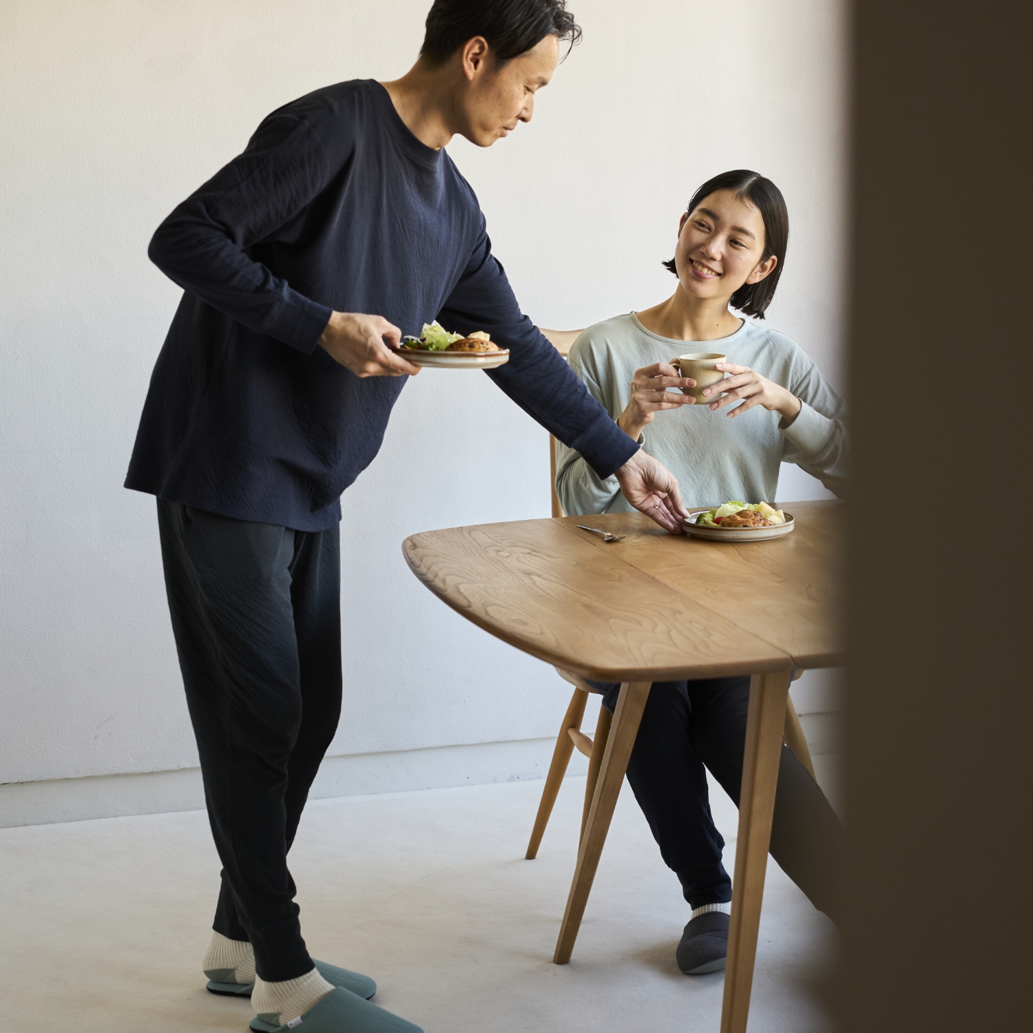 伸びるコットンガーゼのパジャマ兼ルームウェア プルオーバー メンズ