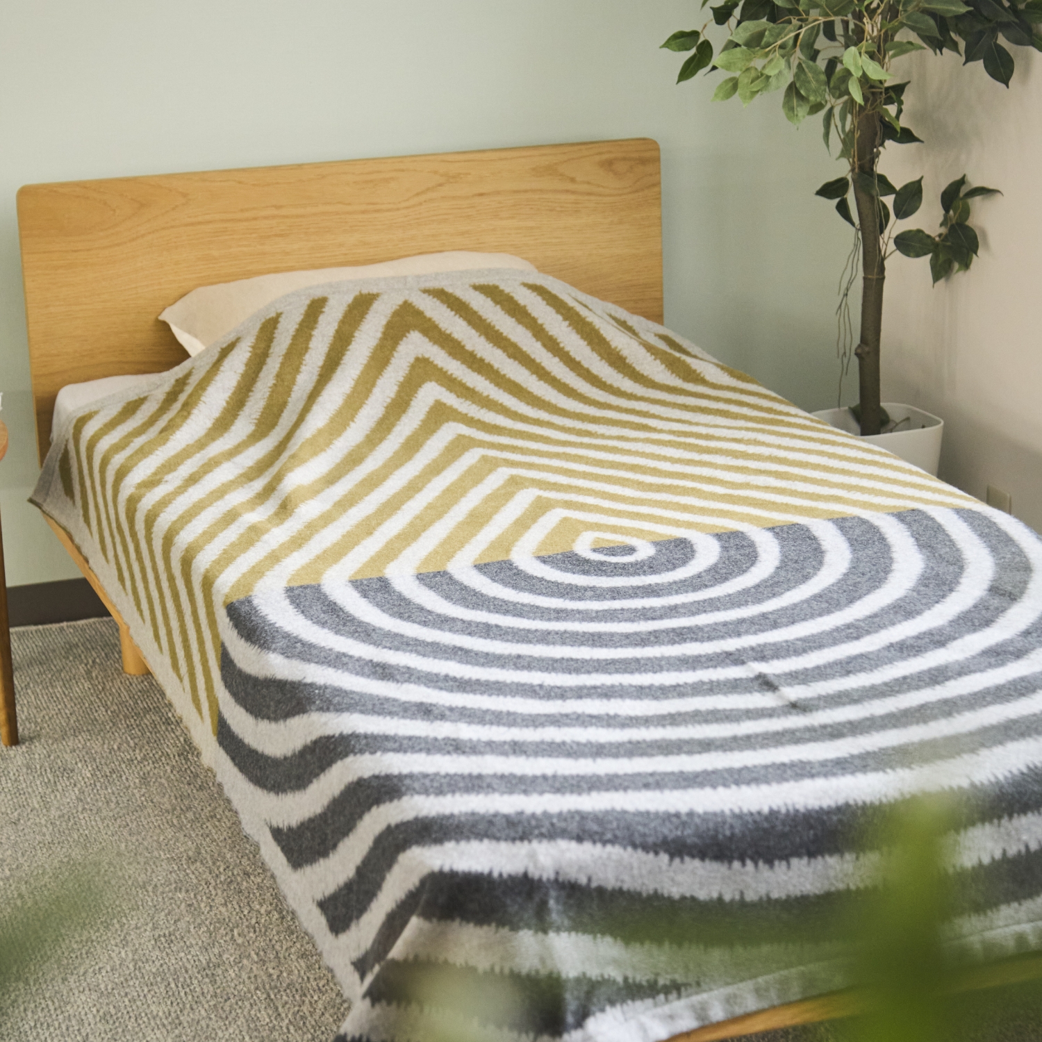 LAPUAN KANKURIT/METSÄLAMPI メリノウールブランケット 130x200cm