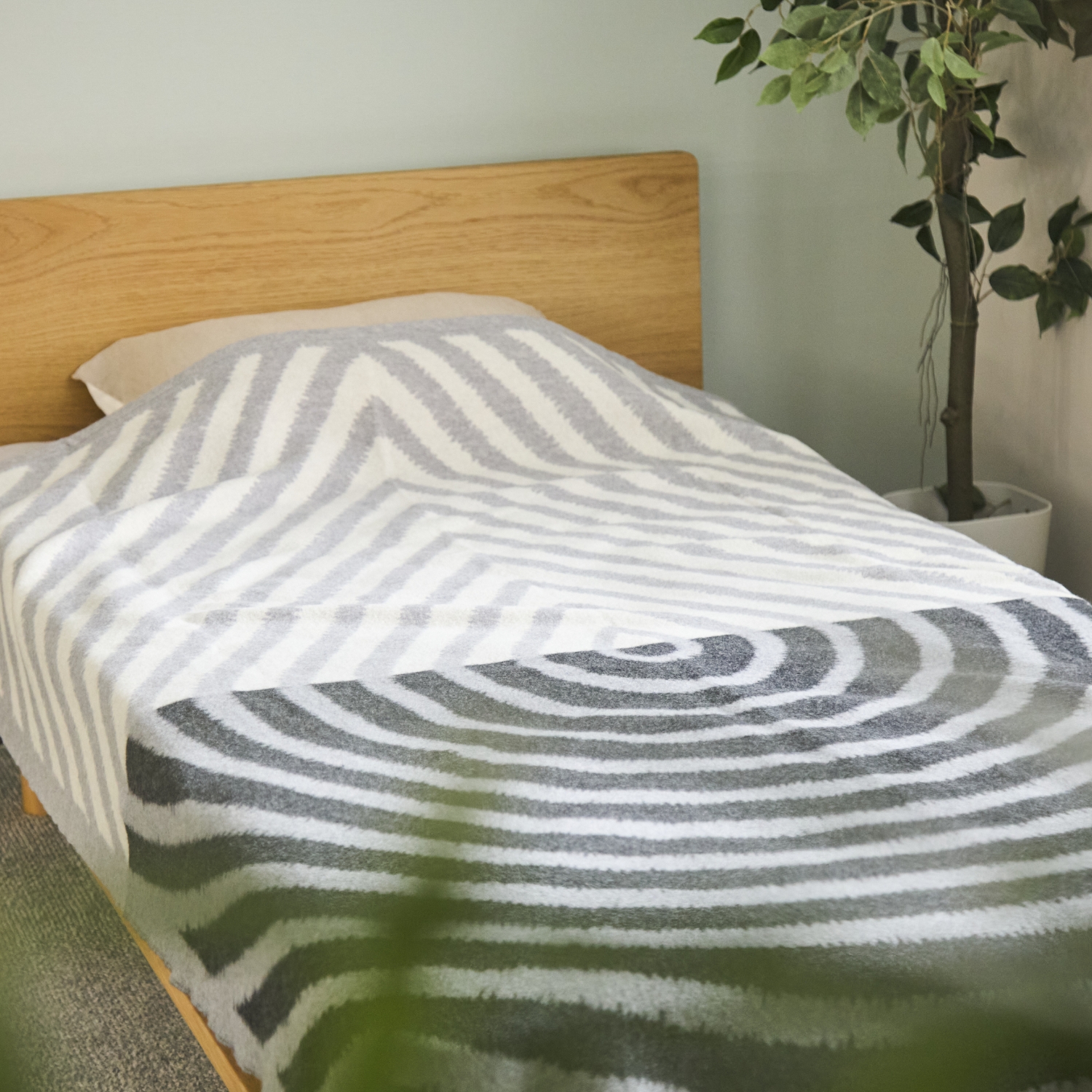 LAPUAN KANKURIT/METSÄLAMPI メリノウールブランケット 130x200cm