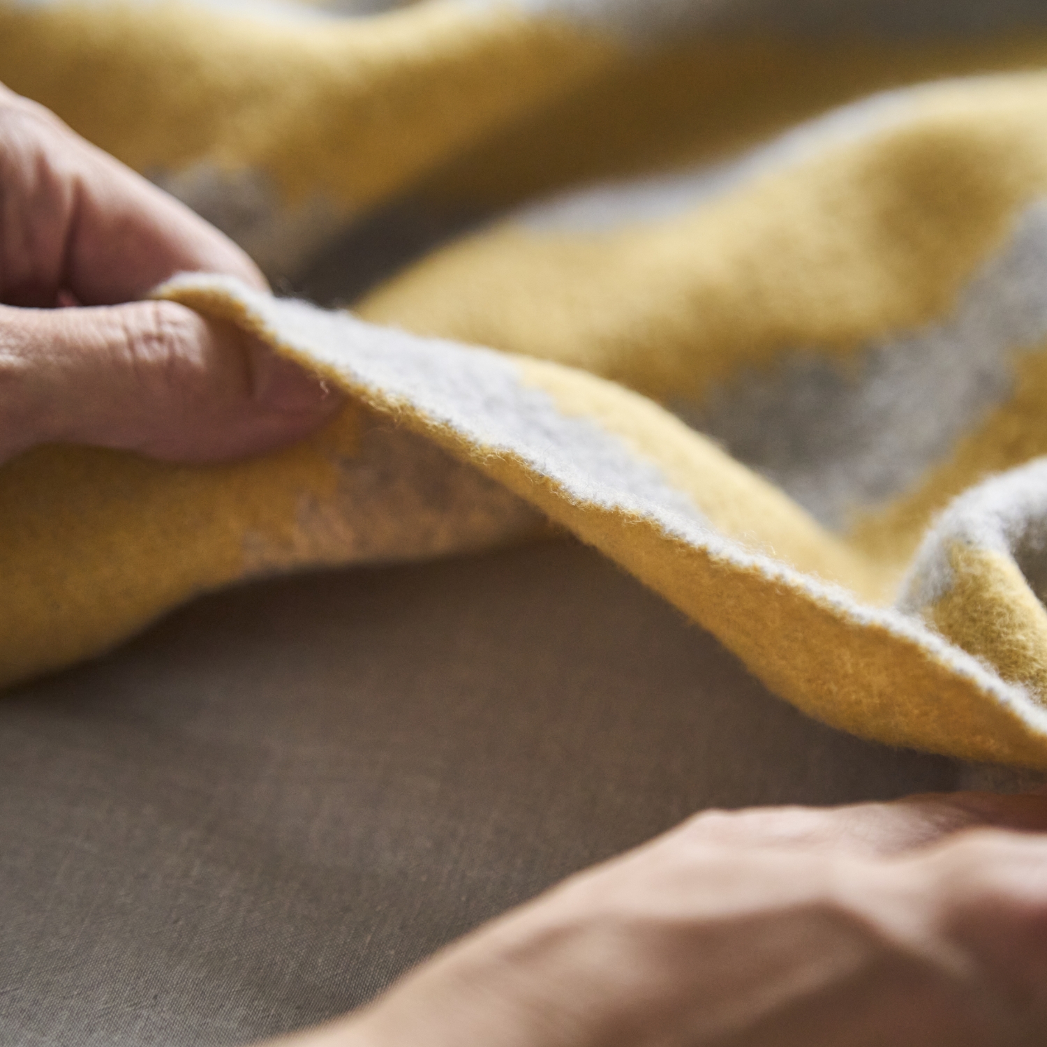 LAPUAN KANKURIT/METSÄLAMPI メリノウールブランケット 130x200cm