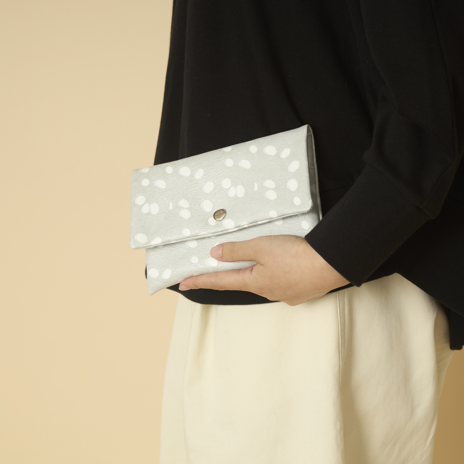 Neutral Gray/ハスキーロングウォレット snow